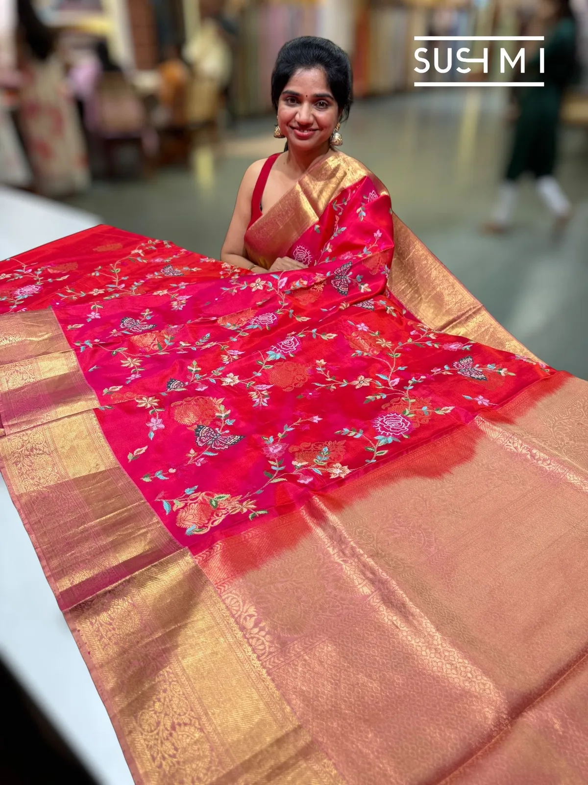 Pinkish Red Kanjeevaram Saree with Petite Point Embroidery — Image 4