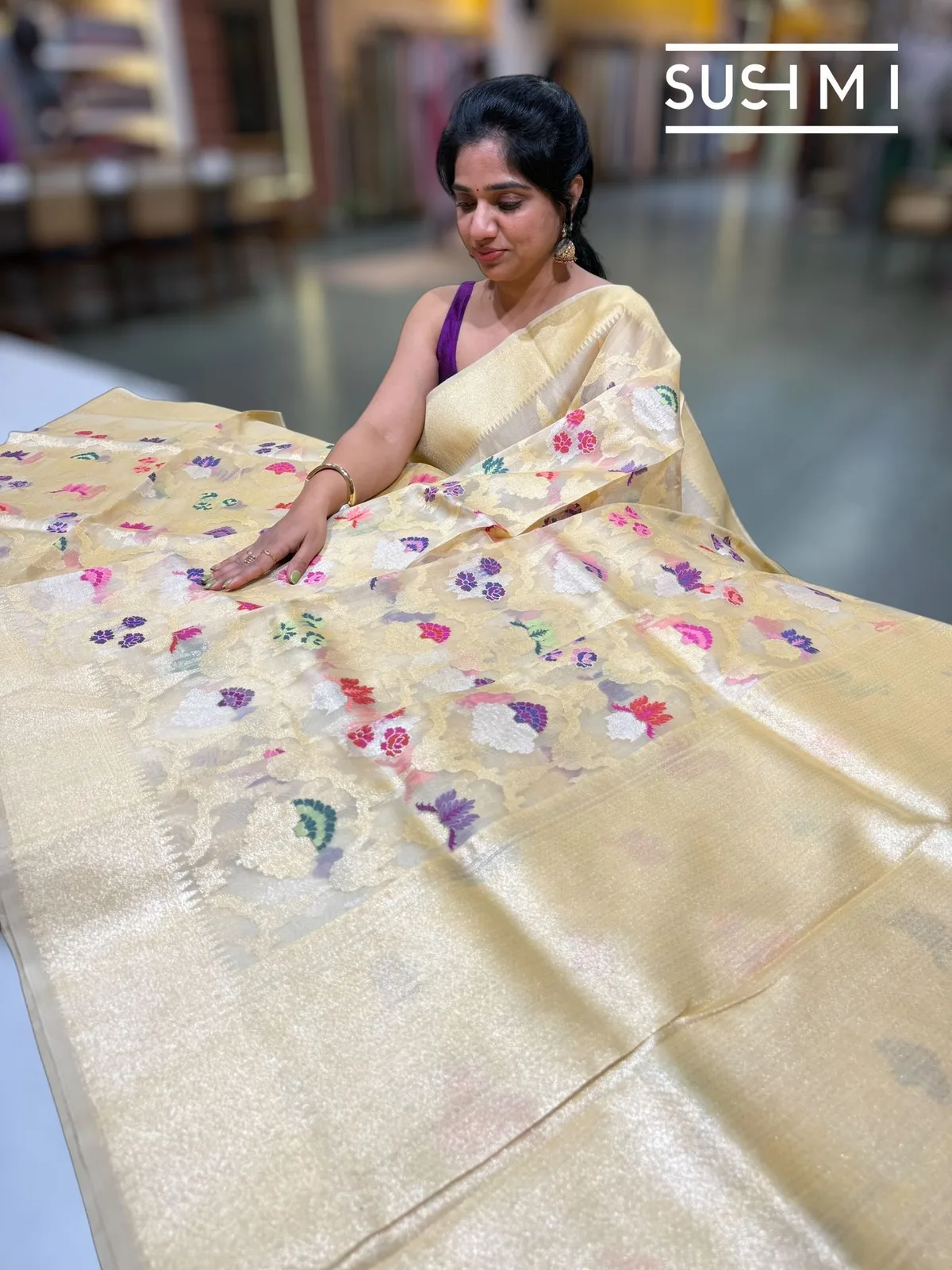 Beige Real Zari Kora Jamdani Weaving Saree — Image 2