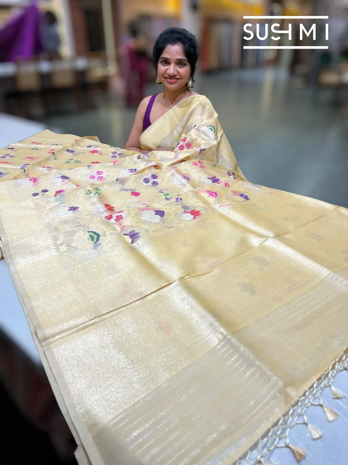 Beige Real Zari Kora Jamdani Weaving Saree — Image 5