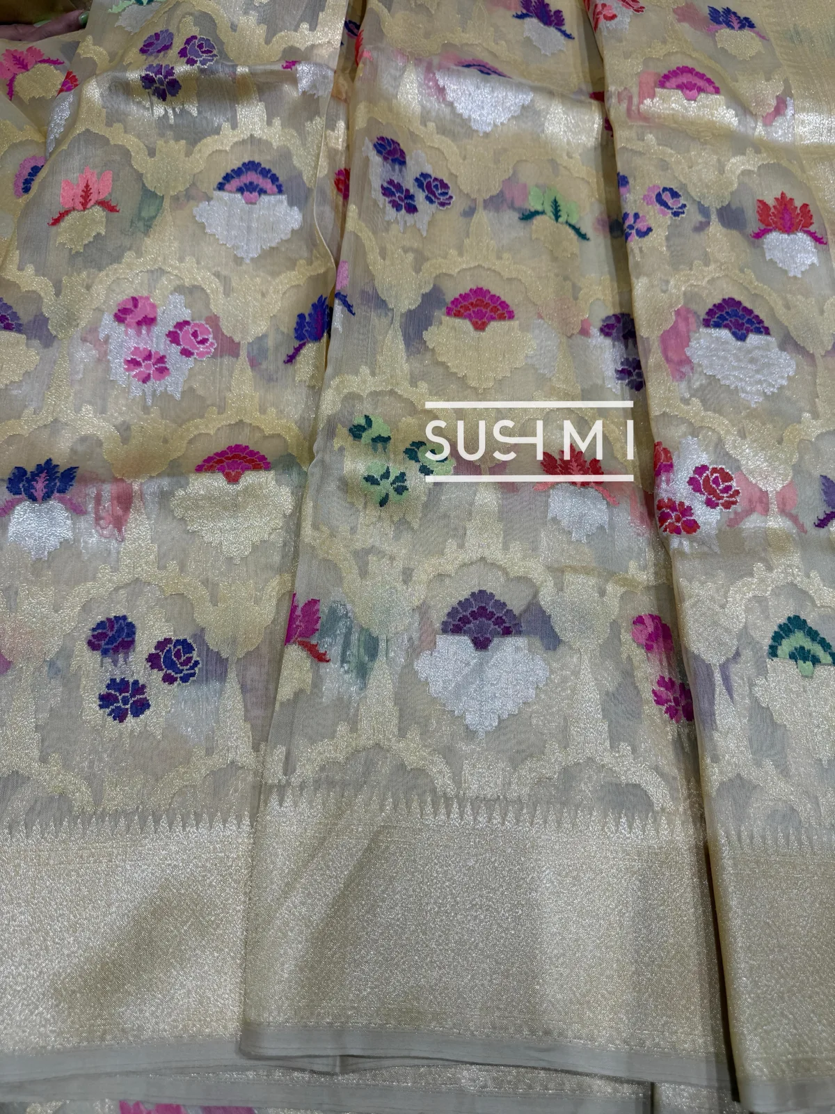 Beige Real Zari Kora Jamdani Weaving Saree — Image 6