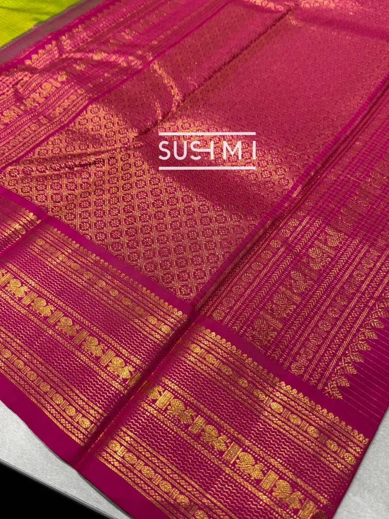 Parrot Green Vintage Checks Kanjeevaram Saree — Image 6