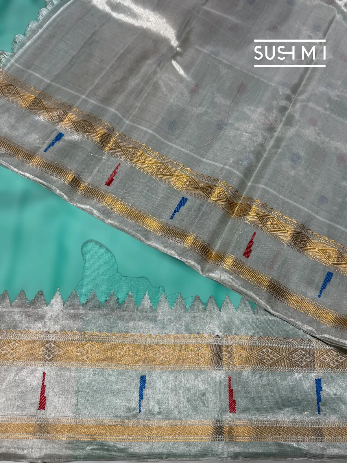 Seagreen Gadwal silkSaree with silver pythani tissue single muniya border — Image 6