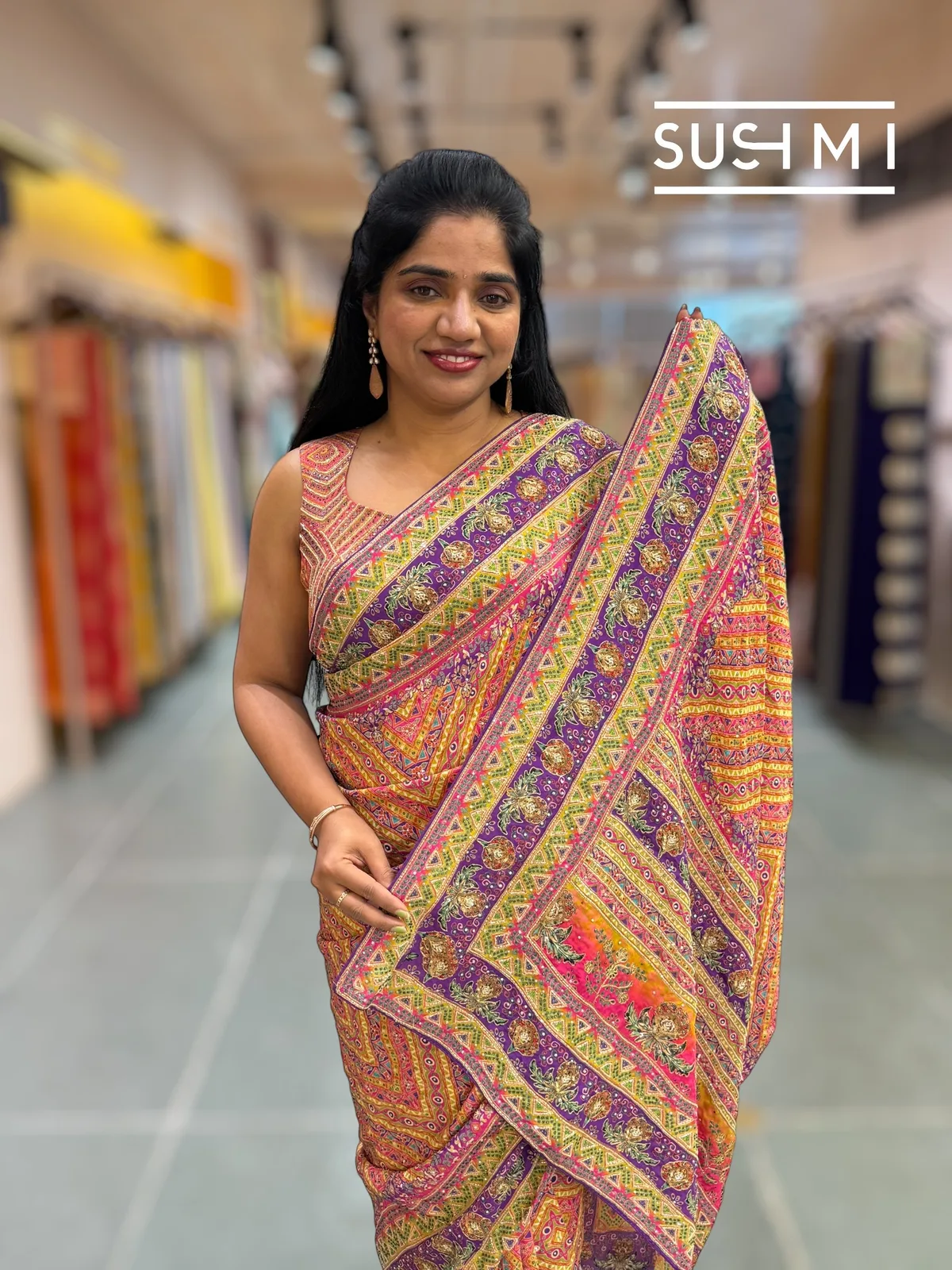 Designer printed crepe Saree with handwork  — Image 7