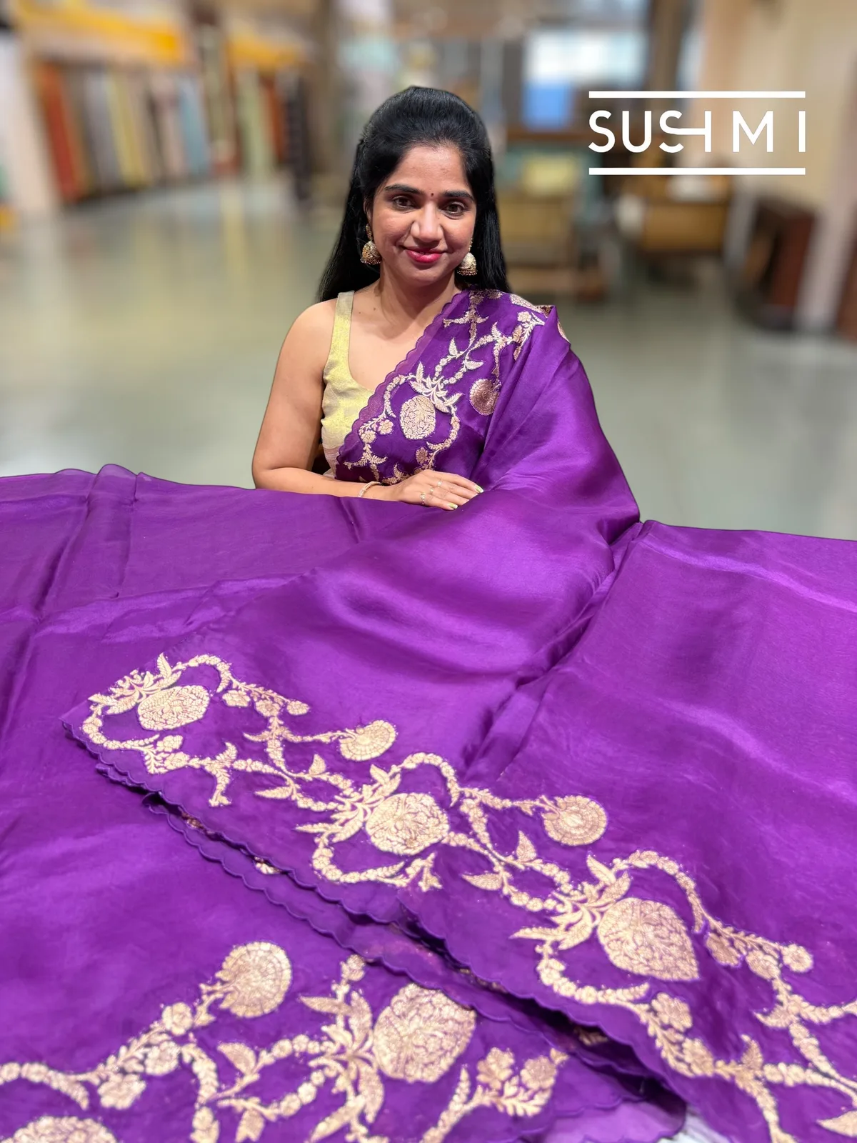 Purple Pure Organza Saree with banarasi brocade applique work — Image 4