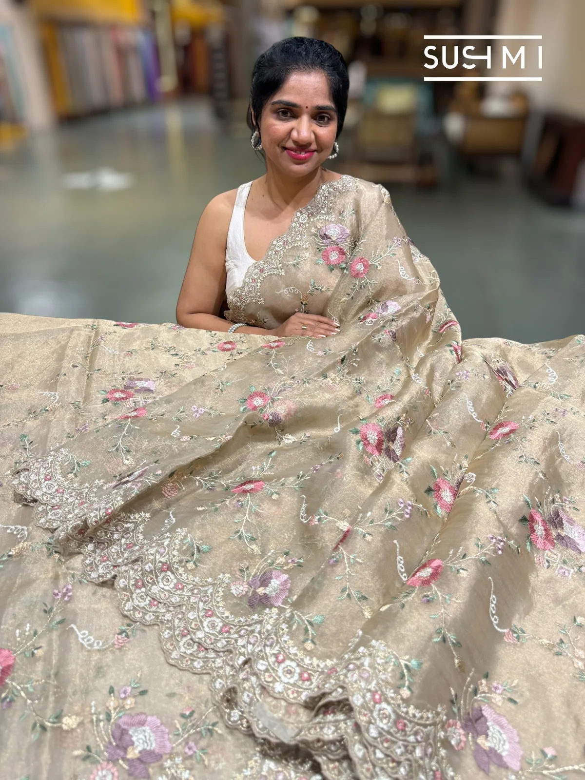 Light antique Gold banarasi tissue with allover embroidery — Image 3