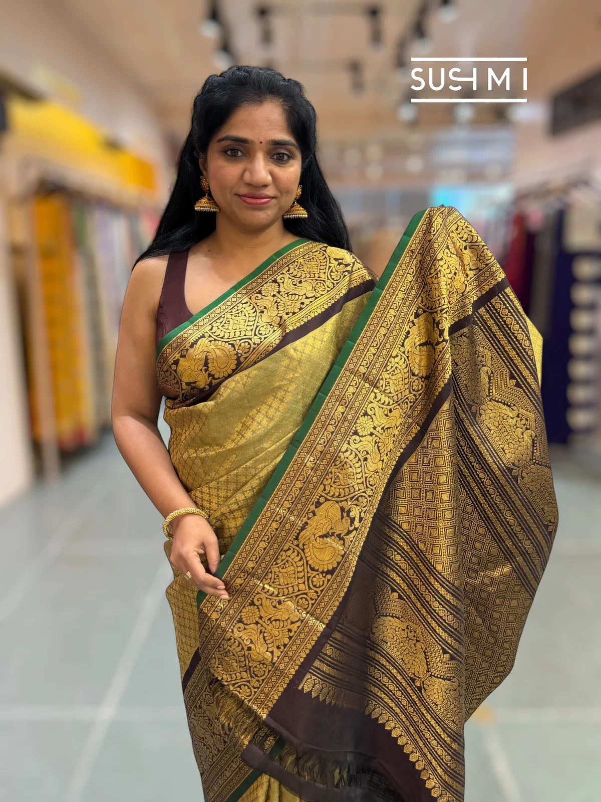 Pista and choclate brown combo Brocade Gadwal Saree with kanchi borders — Image 4