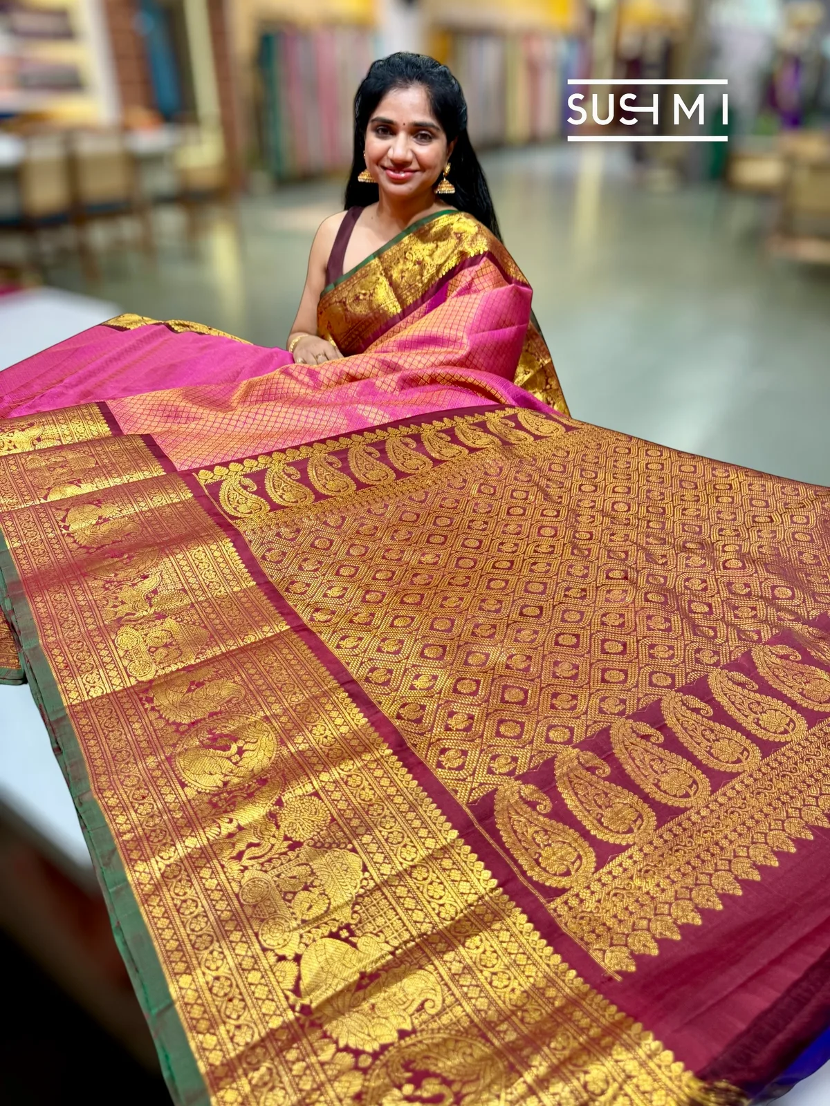 Rani Pink Brocade Gadwal Saree eith kanchi borders — Image 2