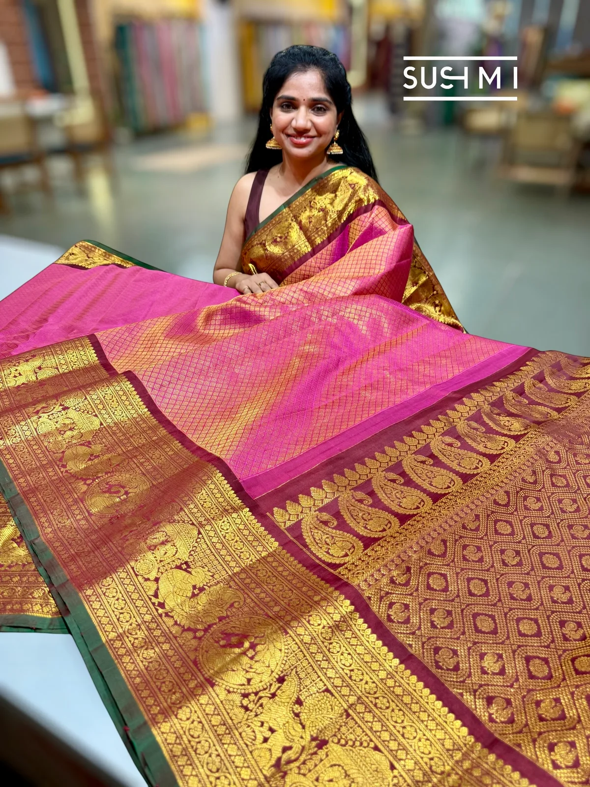 Rani Pink Brocade Gadwal Saree eith kanchi borders