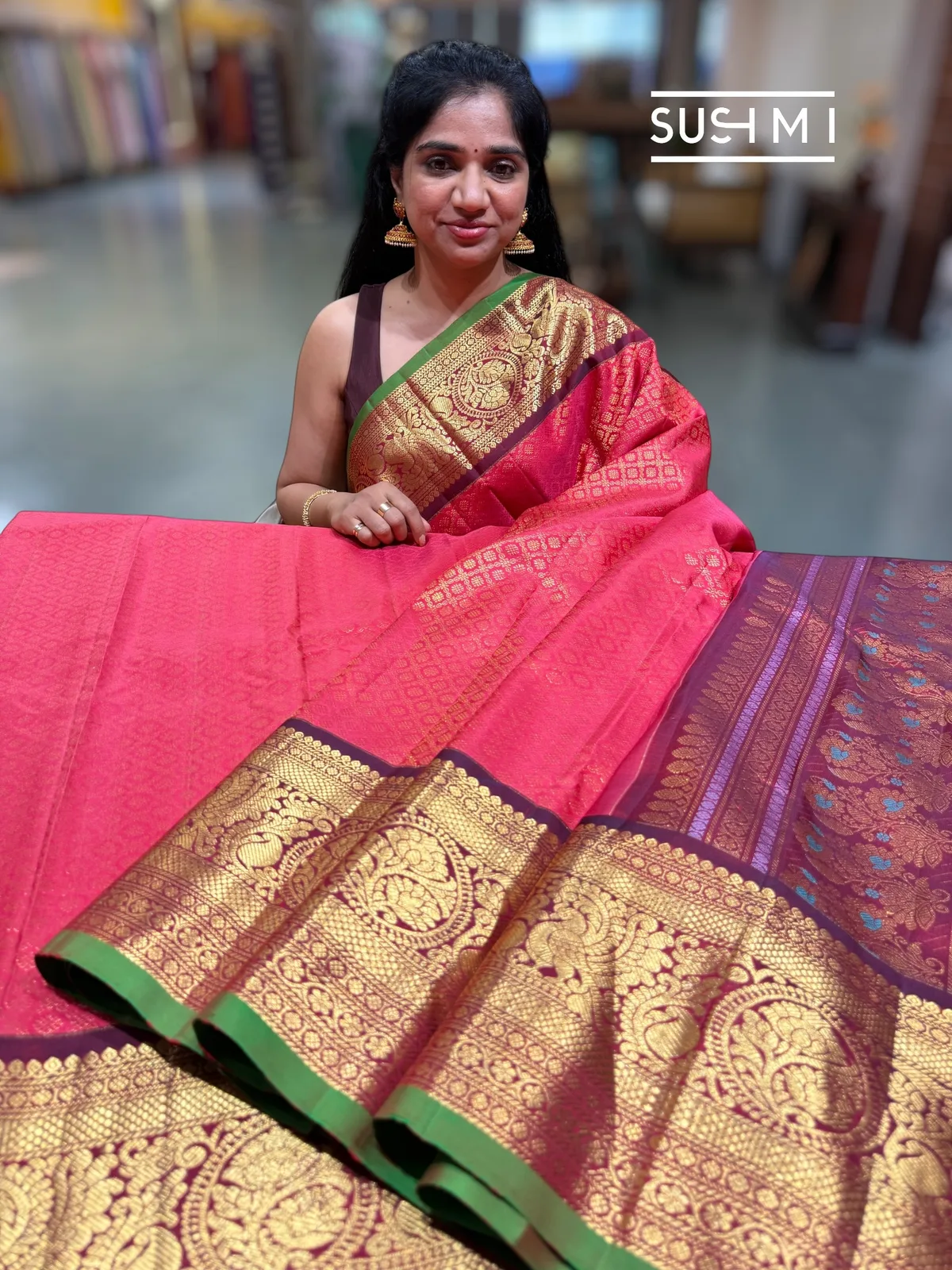 Reddish Pink Gadwal Brocade Saree with kanchi borders — Image 5