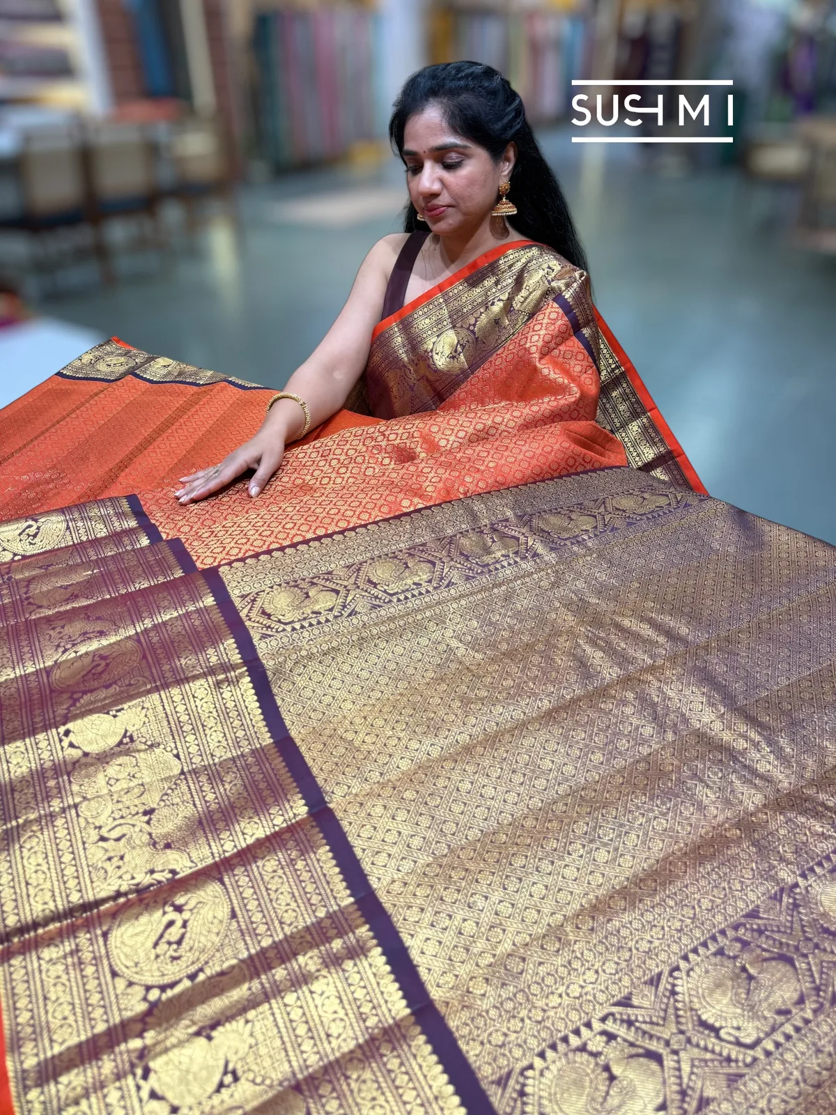 Rust Orange Gadwal Brocade saree kanchi borders — Image 3