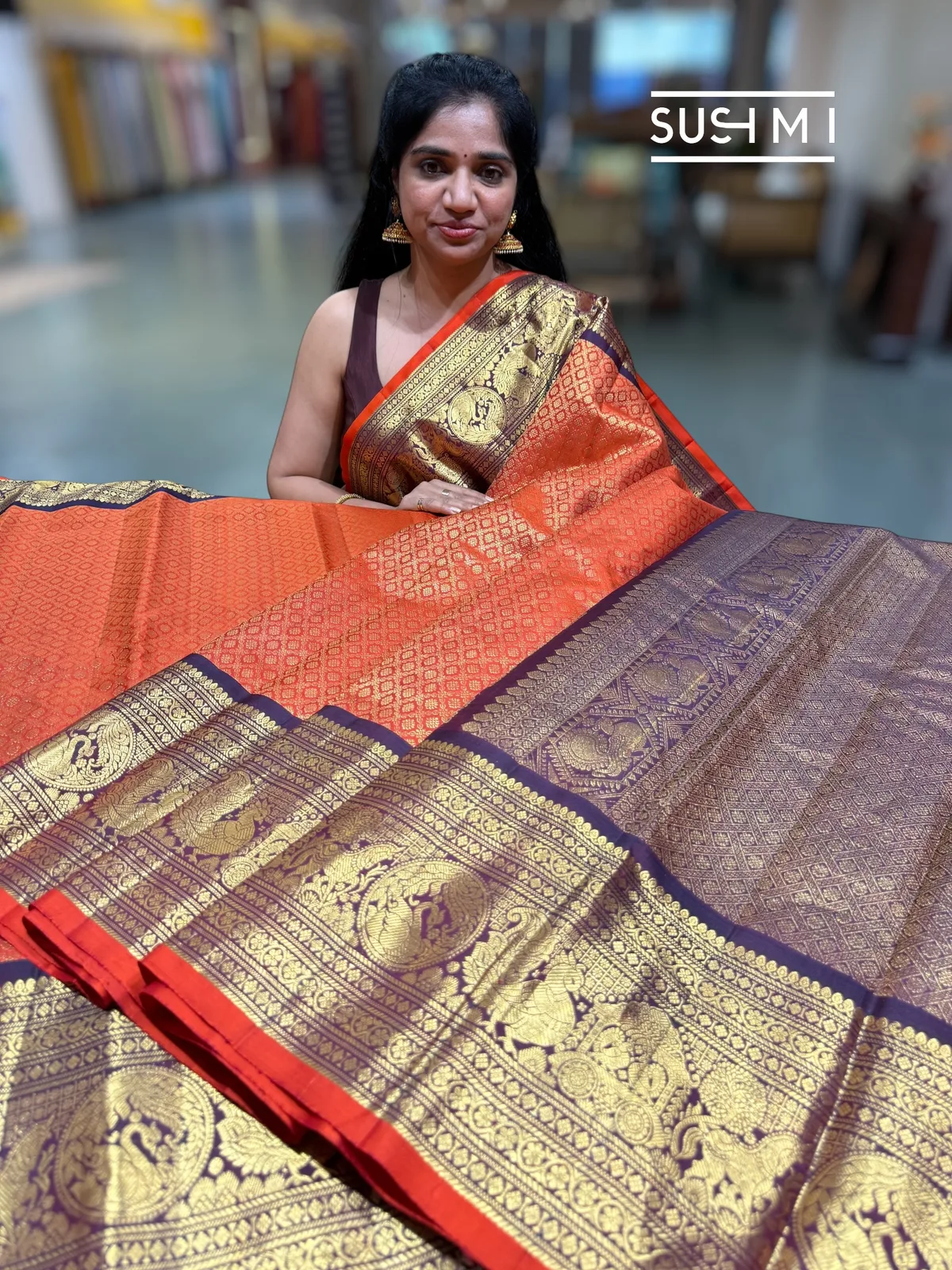 Rust Orange Gadwal Brocade saree kanchi borders — Image 4