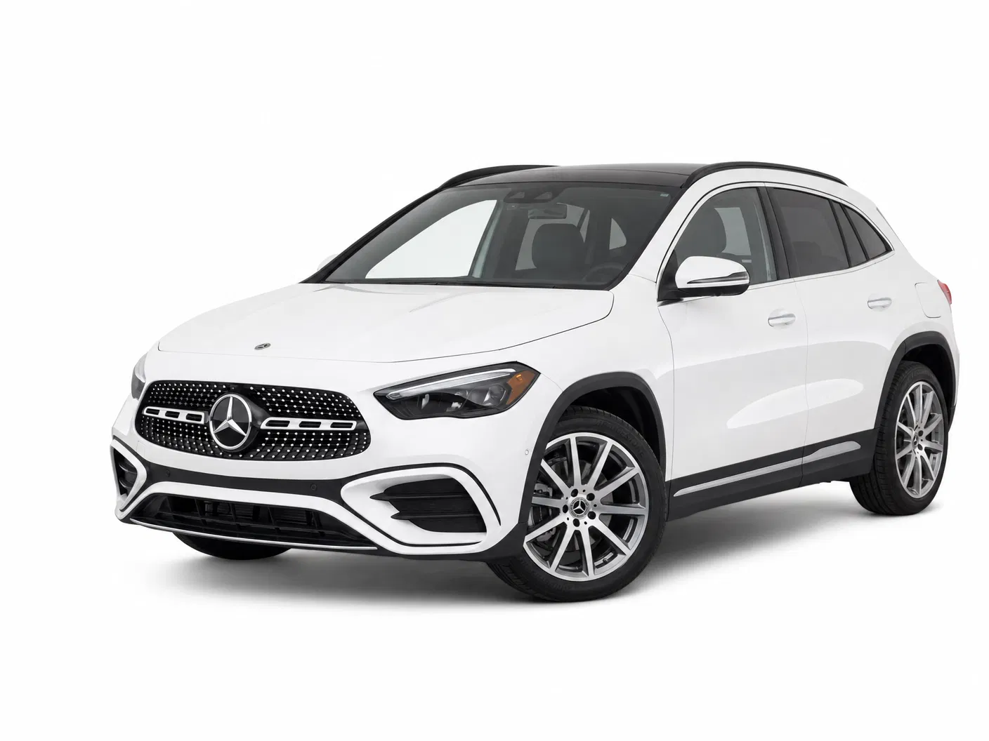 26 Mercedes-Benz GLA 250 AWD