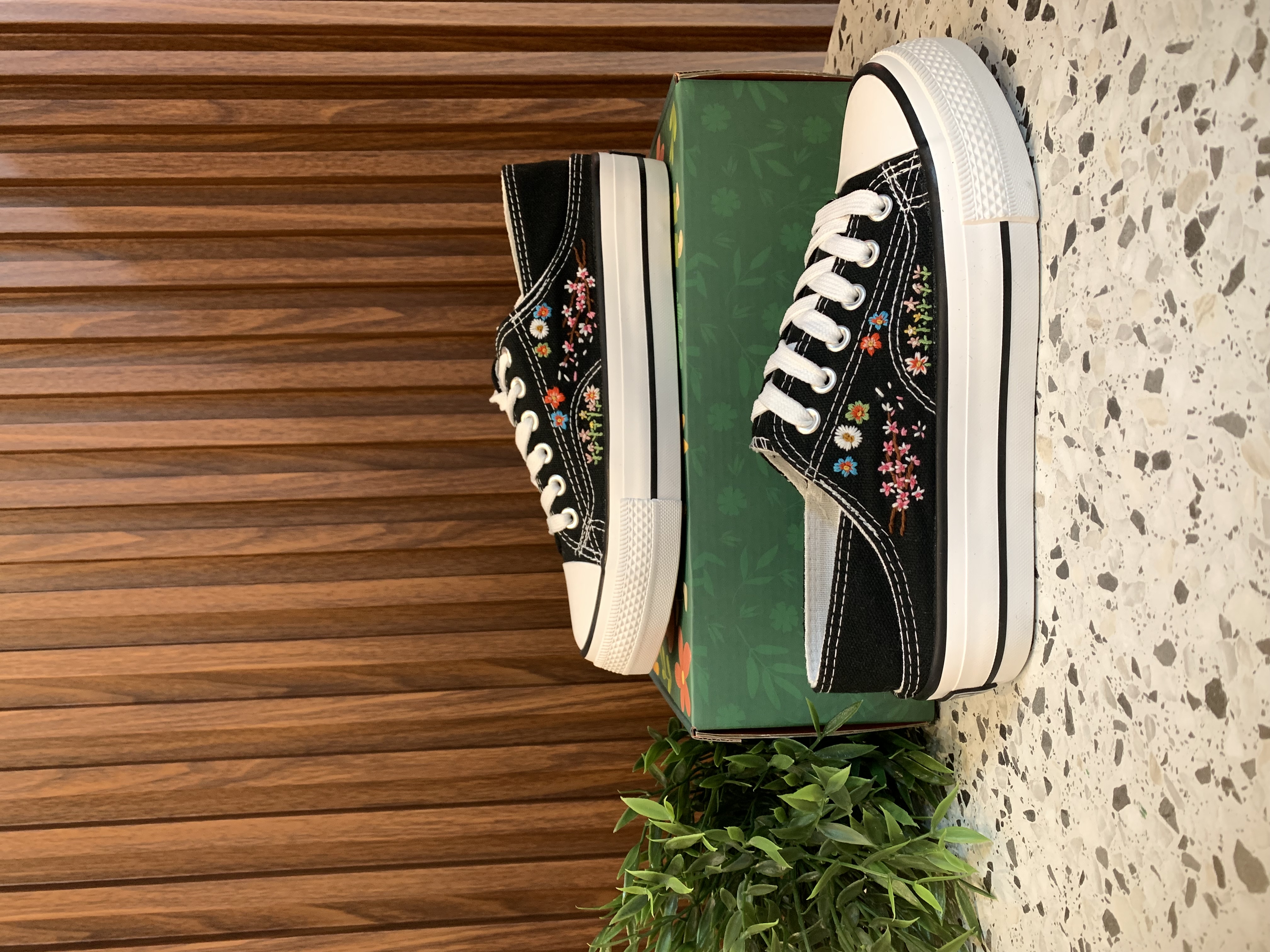 Shoes Black Pattern 34