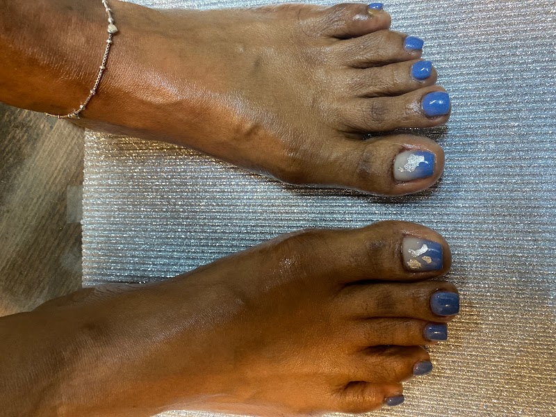 QueenDeeDesigns Men's Hair&Nails