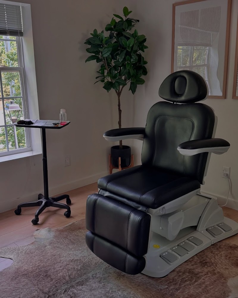 The Modern Aesthetic - Uptown