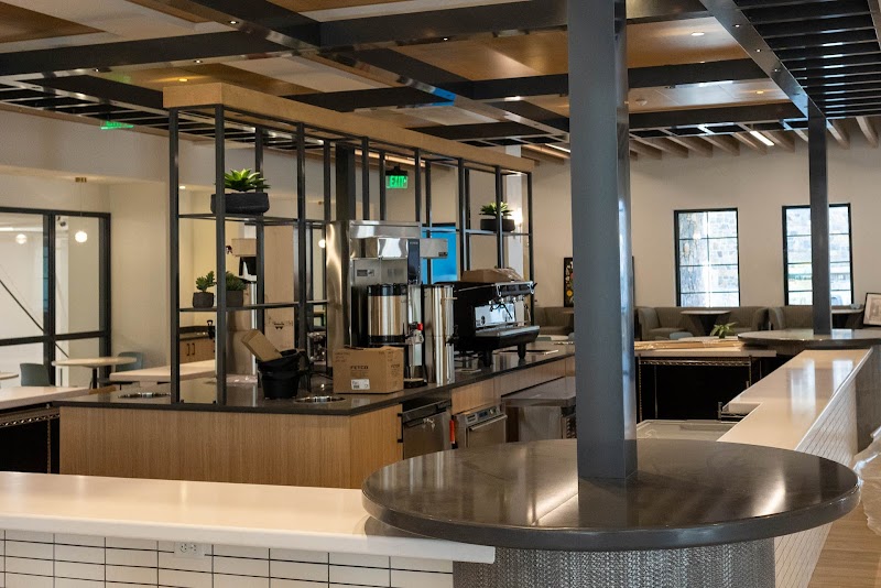 Higher Grounds by Manolo's