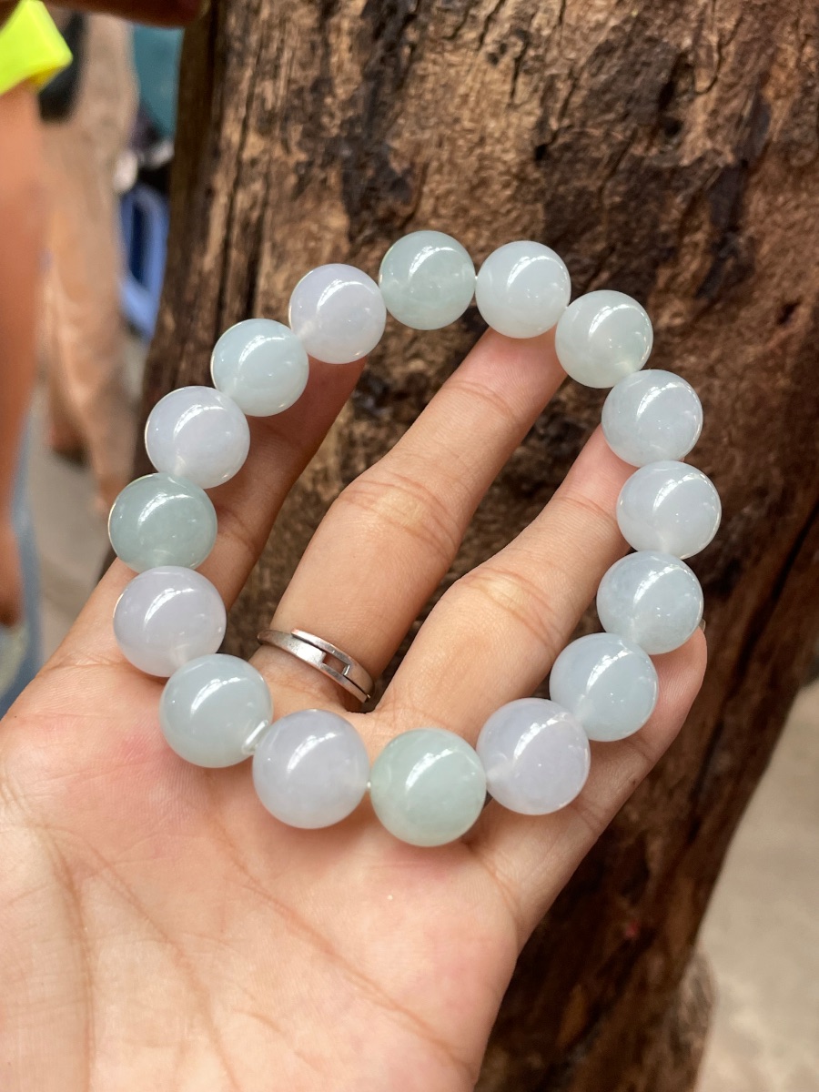 Natural Icy Lavender Jade Bead Bracelet
