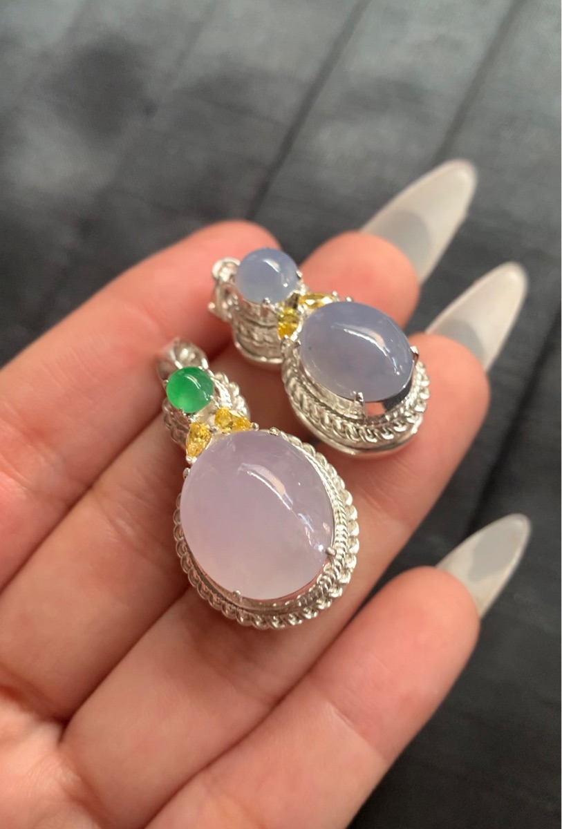 Natural Lavender Jade Jewelry Set with Diamond Accents