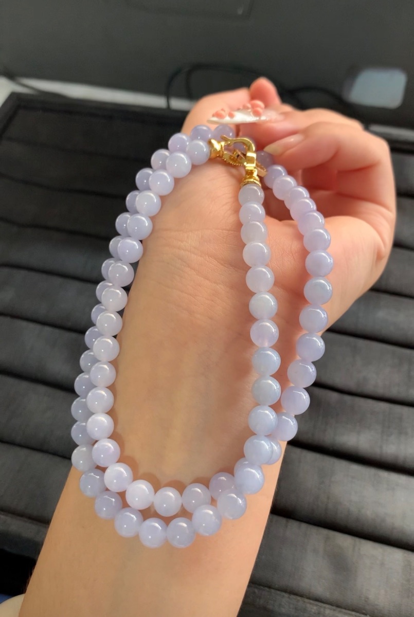   Lavender Jade Bead Necklace