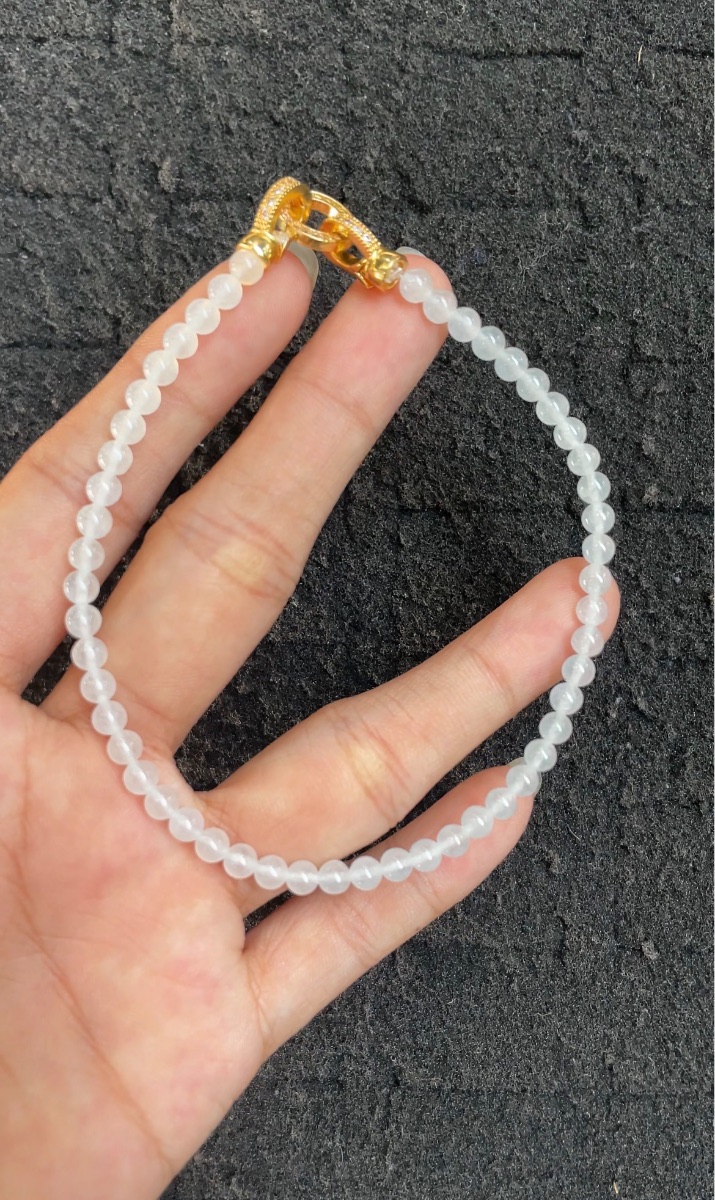 Icy White Translucent Jade Bead Bracelet with Gold Clasp