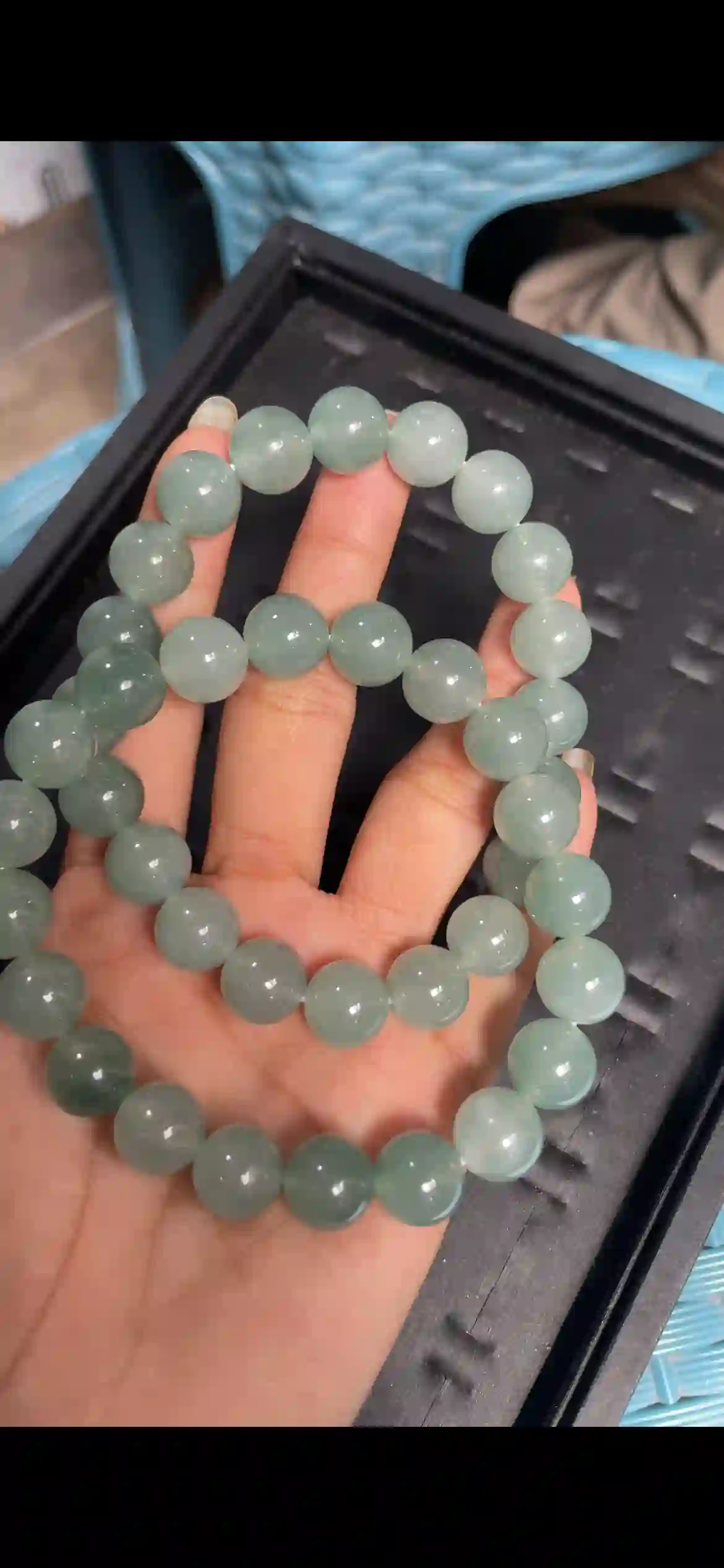 Icy Uniform Olive Green Jadeite Bead Bracelet | Myanmar Jadeite reference #7830002