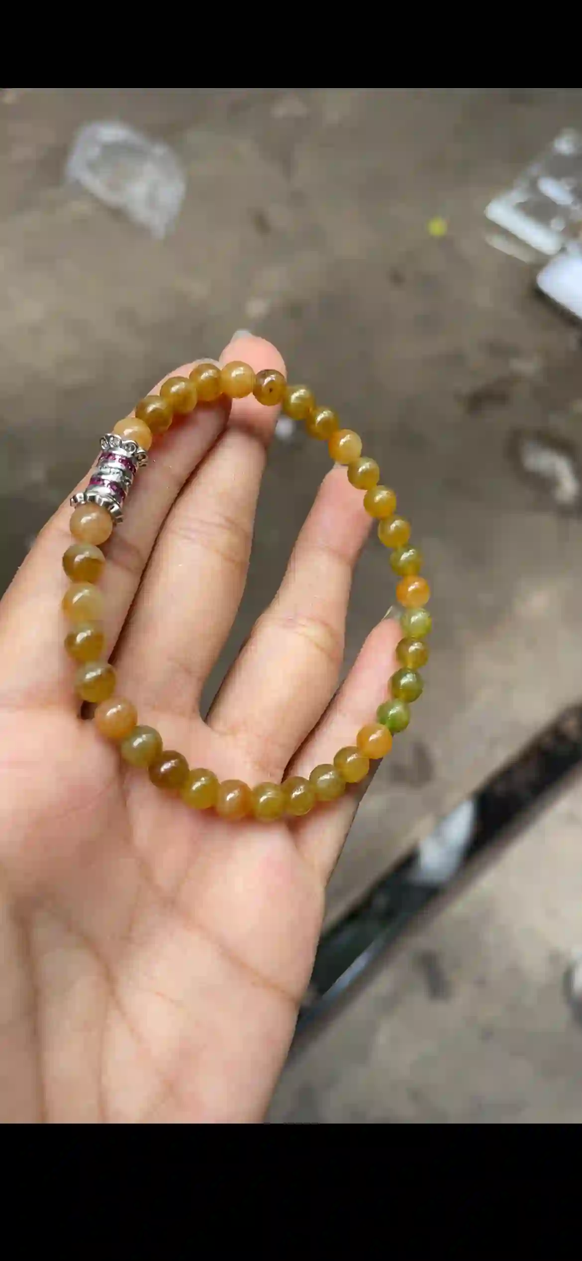 Icy Honey Yellow & Green Gradient Jadeite Bracelet, view 2 | Myanmar Jadeite reference #11640001
