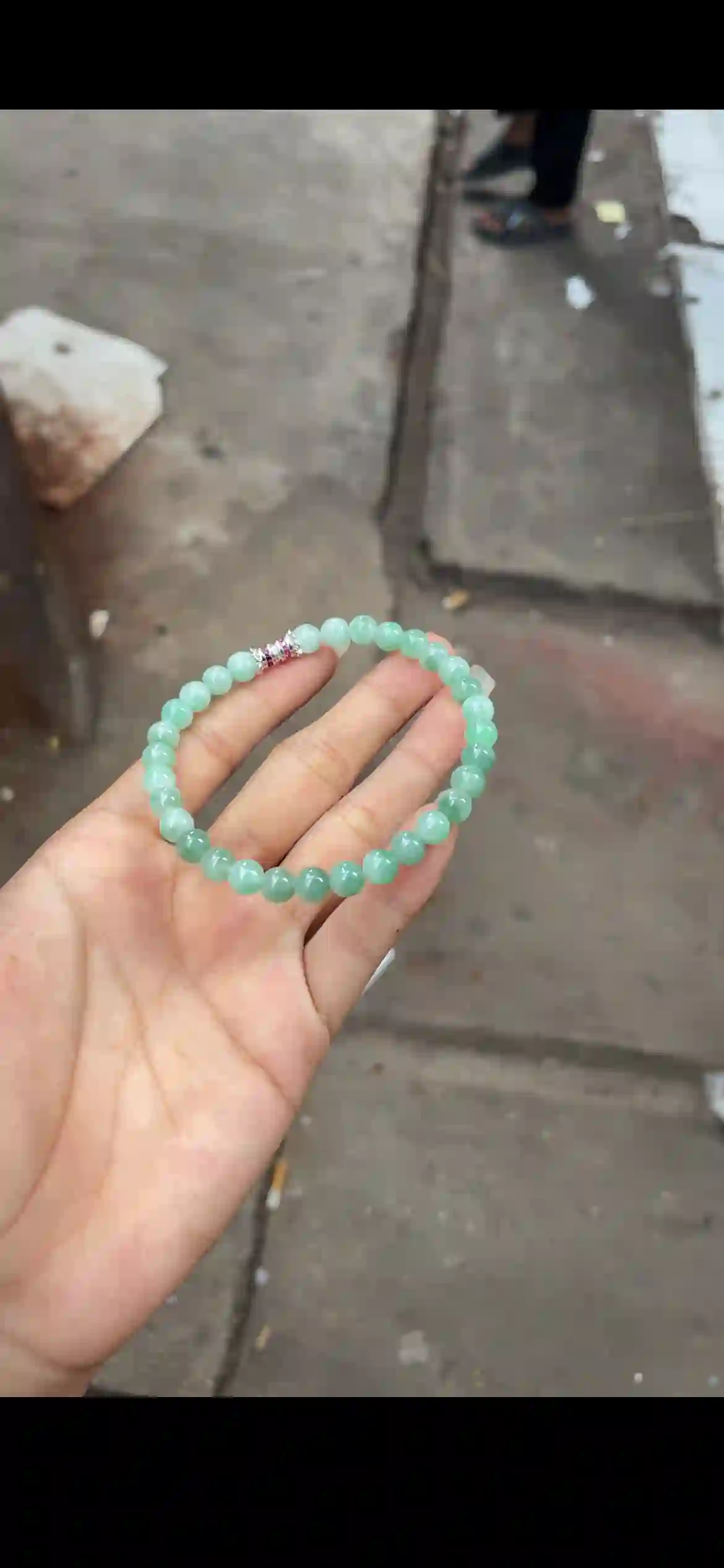 Gradient Fresh Green Jade Beaded Bracelet with Sparkling Accent Spacer, view 2 | Myanmar Jadeite reference #22470001