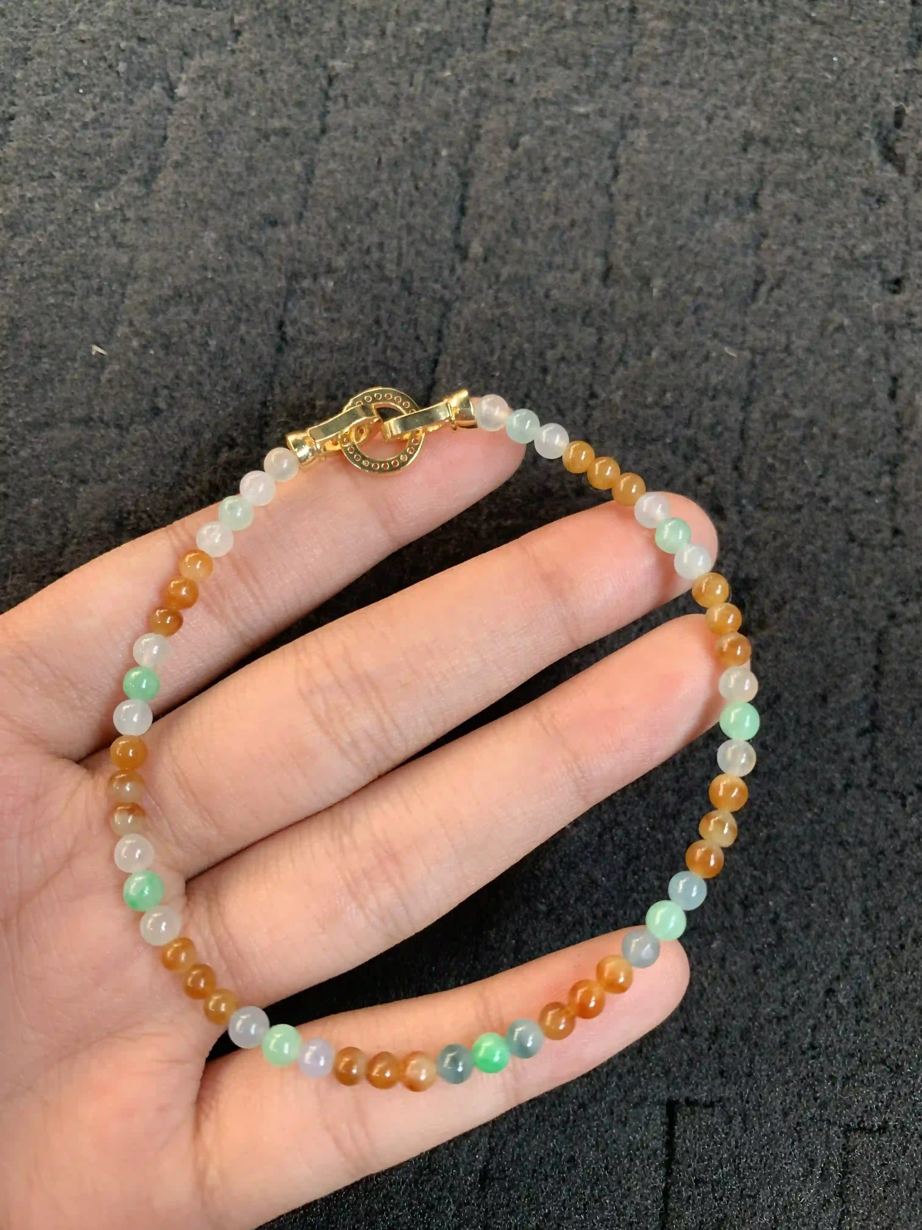 Multi-color Jade Beaded Bracelet with Gold Toggle Clasp | Myanmar Jadeite reference #1560002