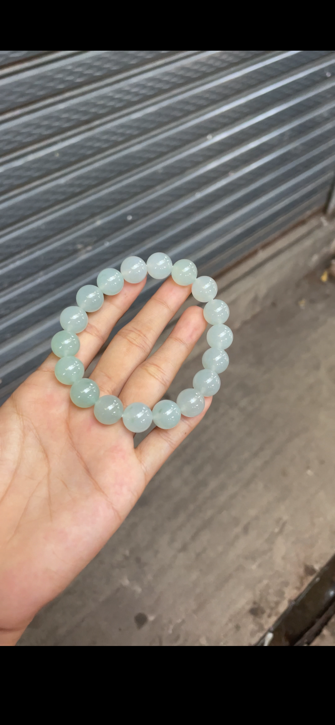 Serene Pale Celadon Green Jade Beaded Bracelet