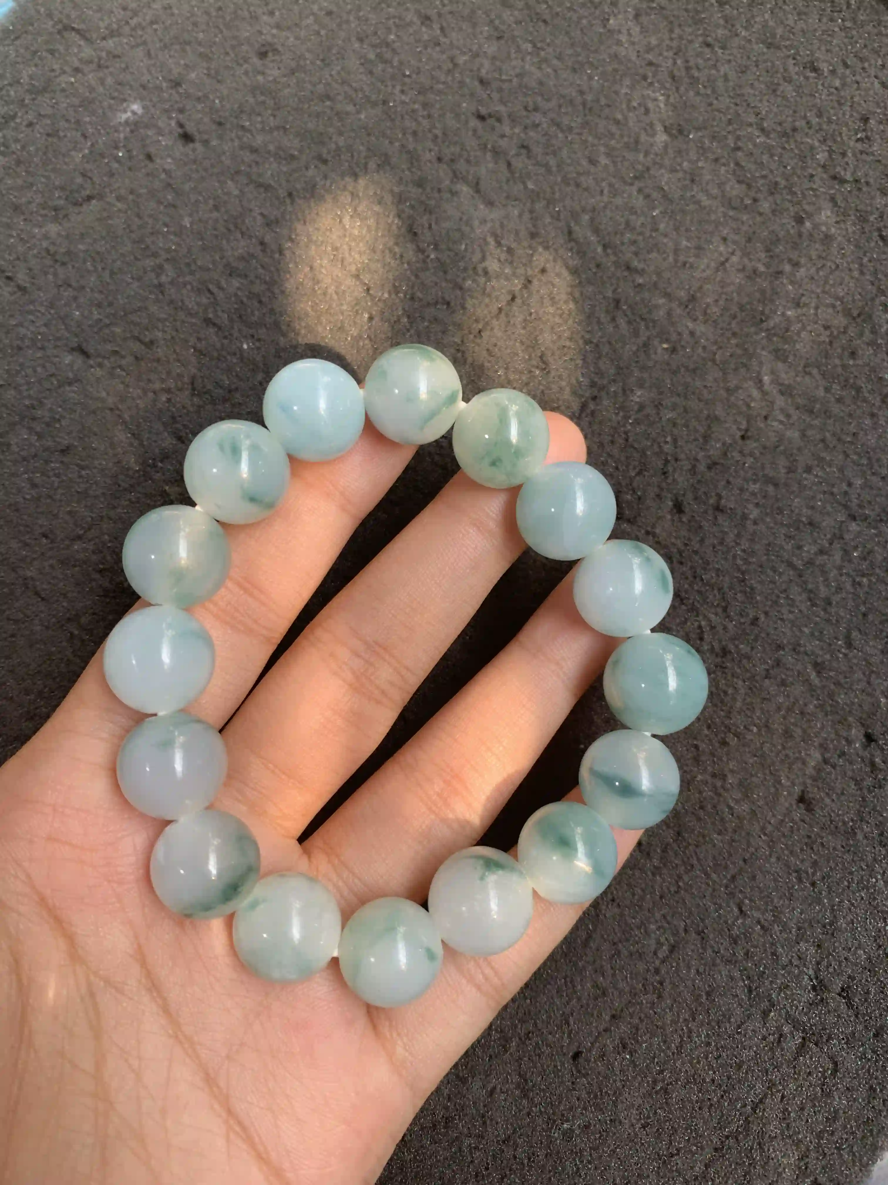 Light Blue-Green Translucent Jade Beaded Bracelet with Natural Floral Inclusions | Myanmar Jadeite reference #510007