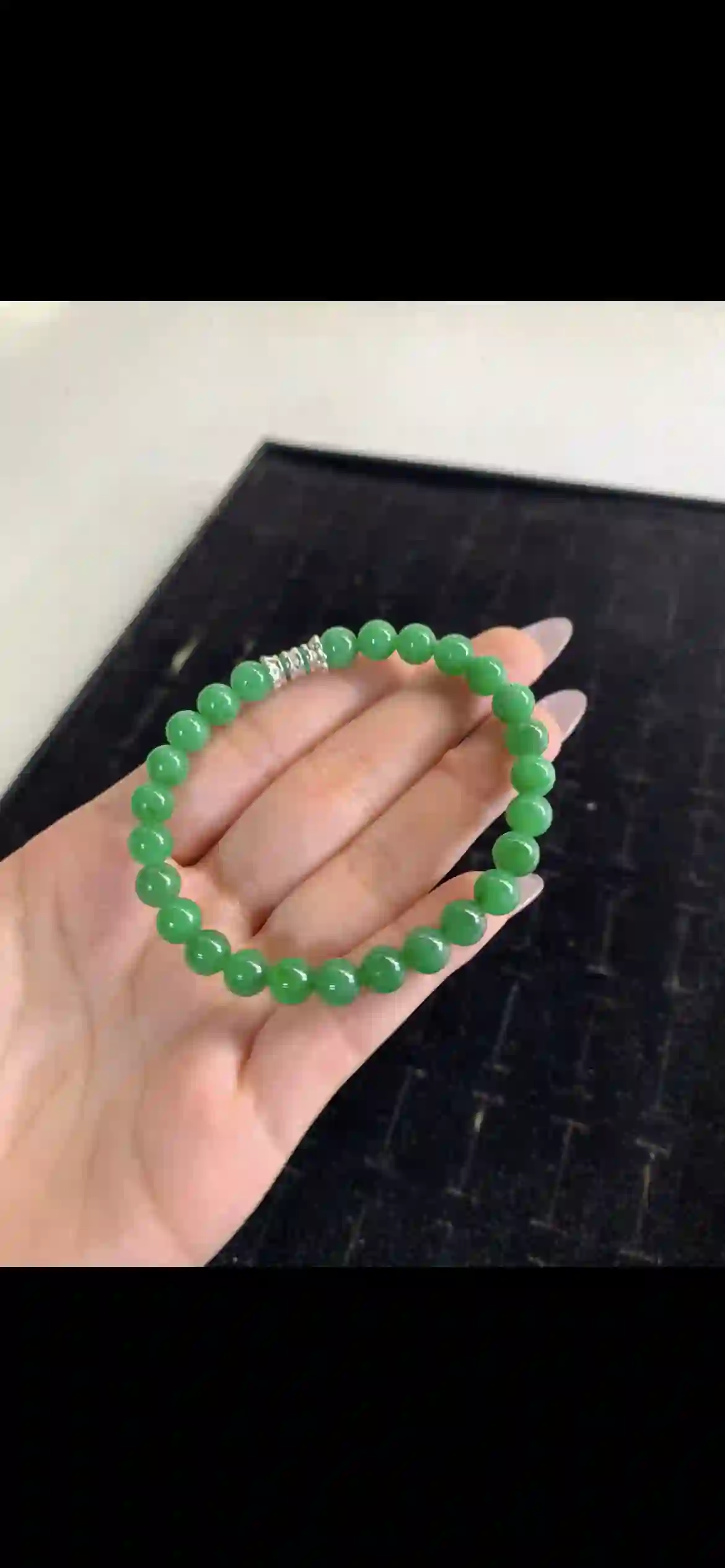 Uniform Vivid Emerald Green Jade Beaded Bracelet with Diamond-Accented Spacer, view 2 | Myanmar Jadeite reference #23220001
