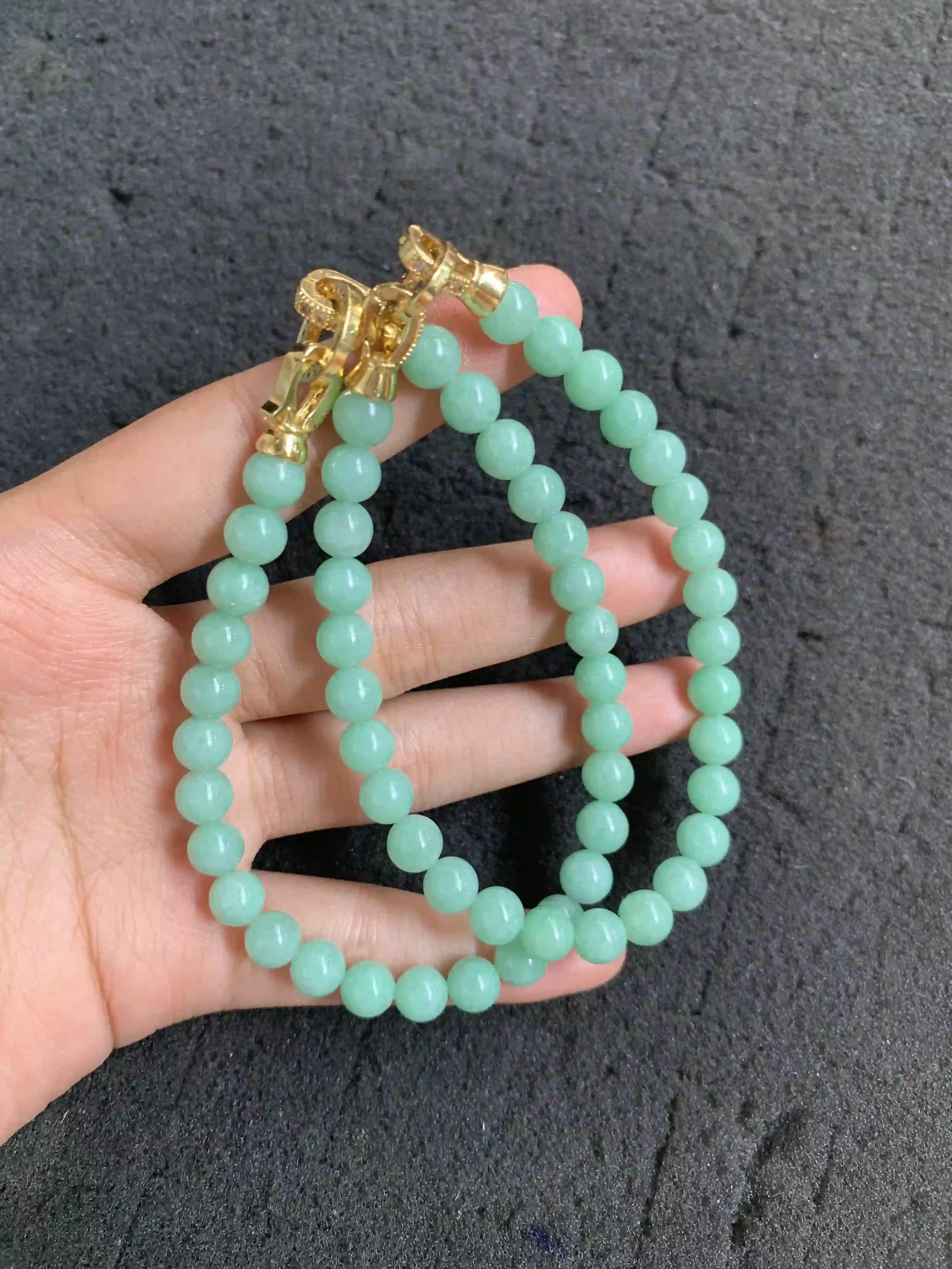   Apple Green Jade Bead Necklace | Myanmar Jadeite reference #2130010