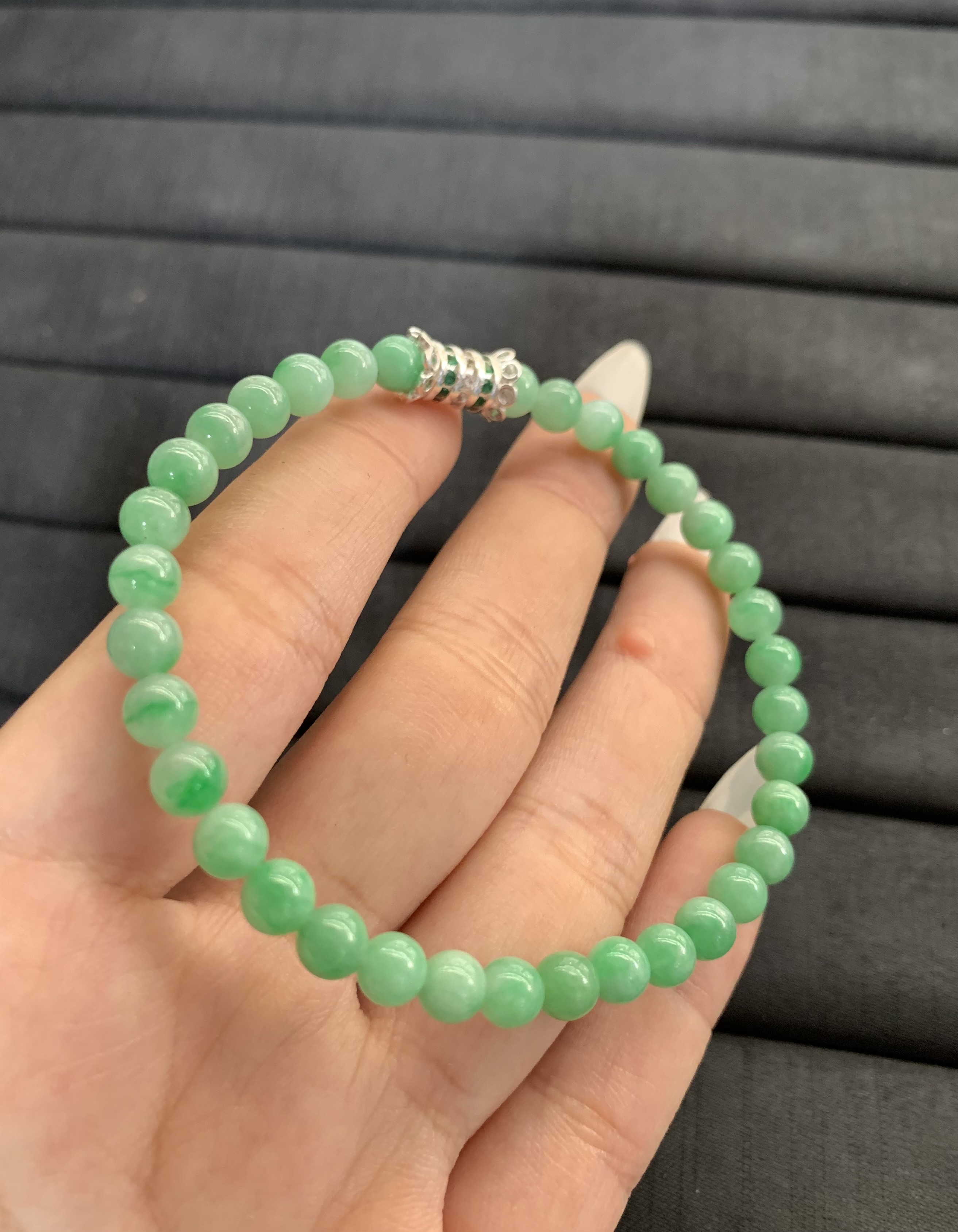   Natural Green Jade Bead Bracelet - Burmese Jadeite from Myanmar