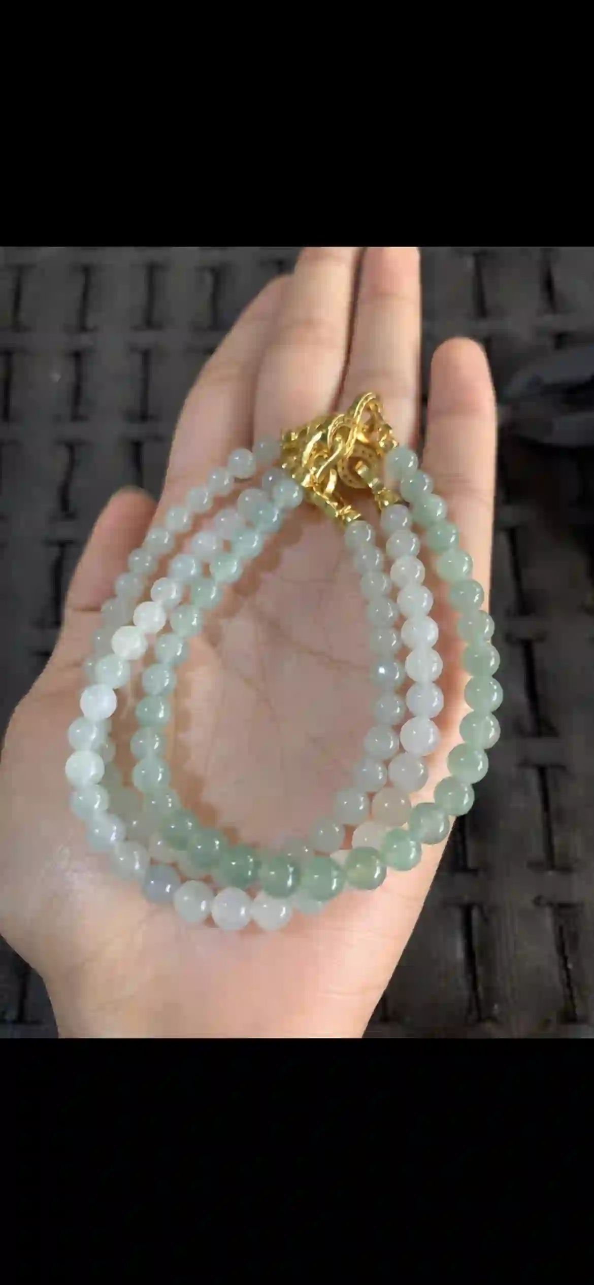 Icy Gradient Green Jadeite Multi-Strand Bracelet with Gold Clasp | Myanmar Jadeite reference #10320001
