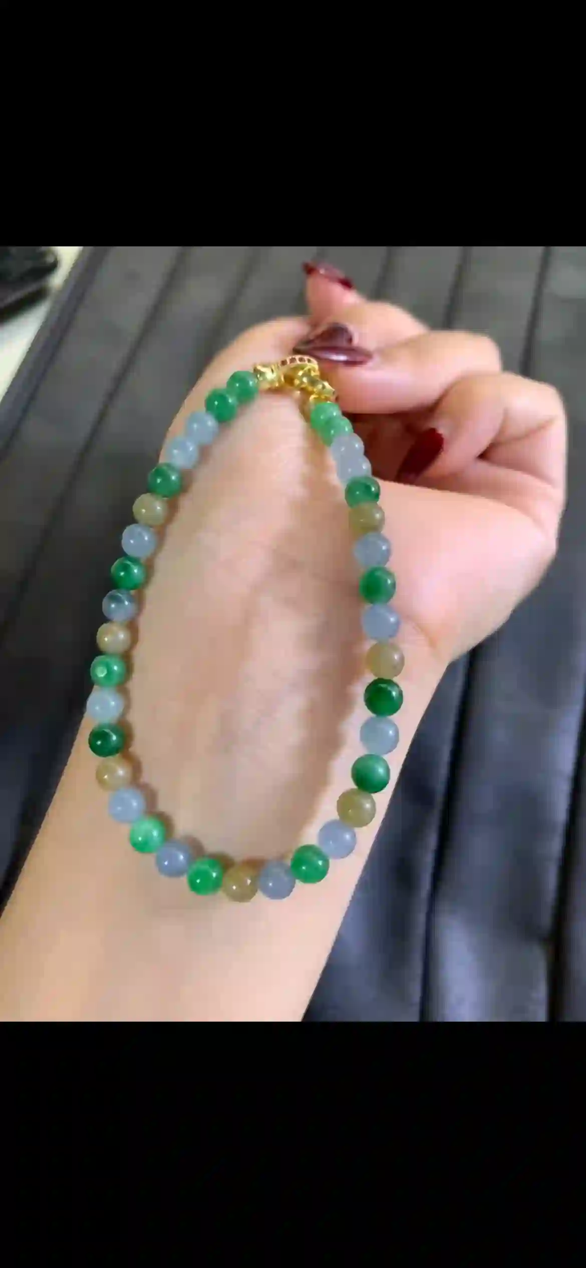 Multicolor Icy Jadeite Beaded Bracelet with Gold Clasp | Myanmar Jadeite reference #4620002