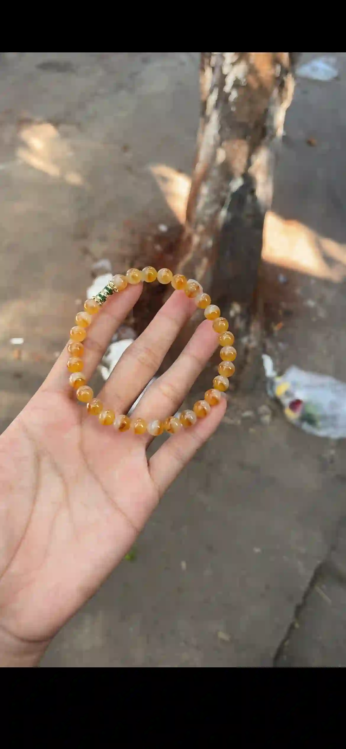 Warm Honey & Cream Jade Beaded Bracelet — Decorative Accent Spacer | Myanmar Jadeite reference #34290001