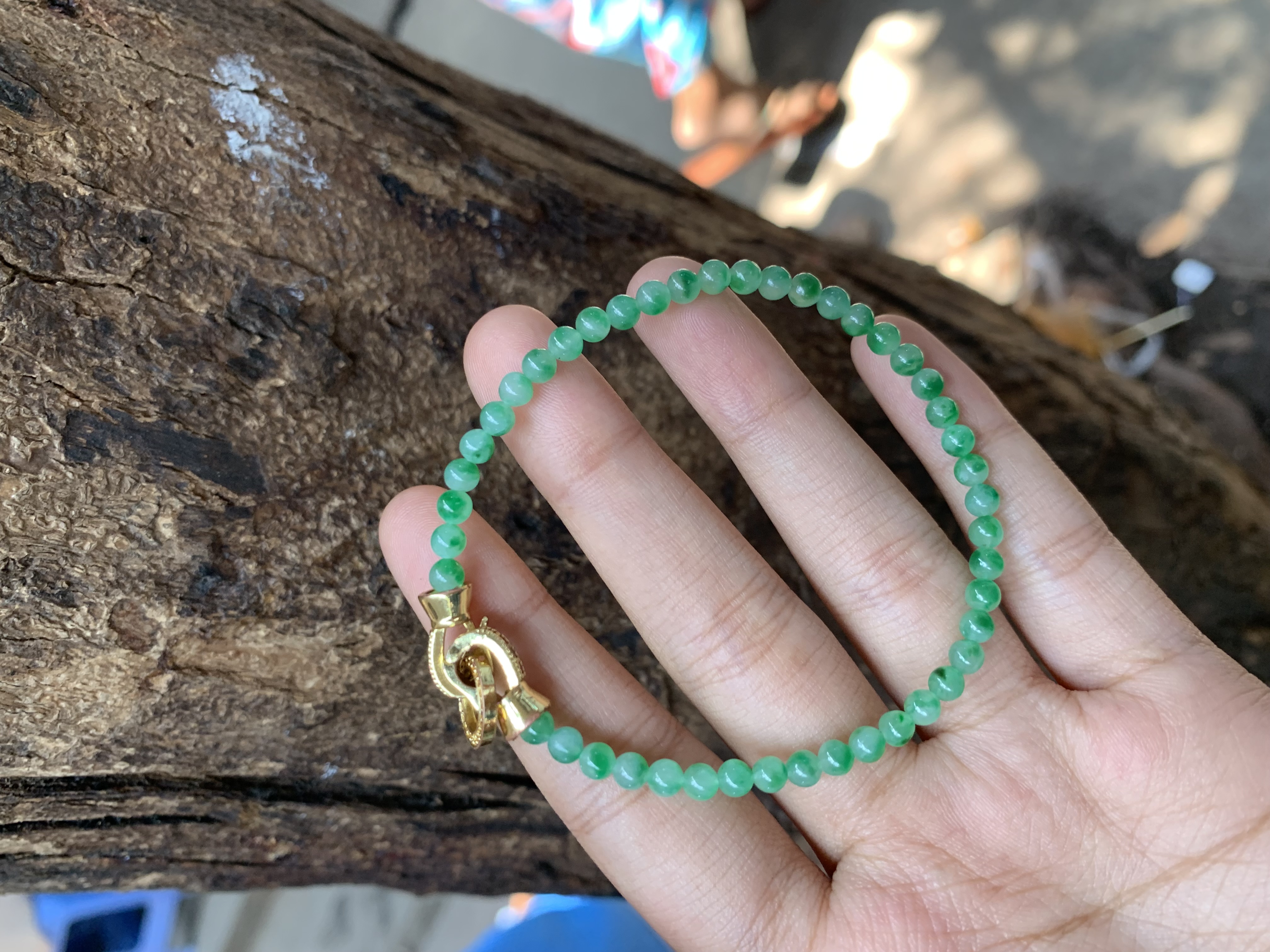 Natural Green Jade Bead Bracelet - Burmese Jadeite Type A from Hpakant, Myanmar | Myanmar Jadeite