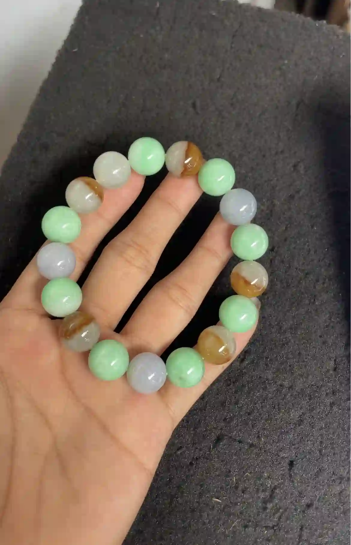 Multicolor Tri-Tone Jadeite Beaded Bracelet – Green, Lavender & Honey Yellow | Myanmar Jadeite reference #3660001