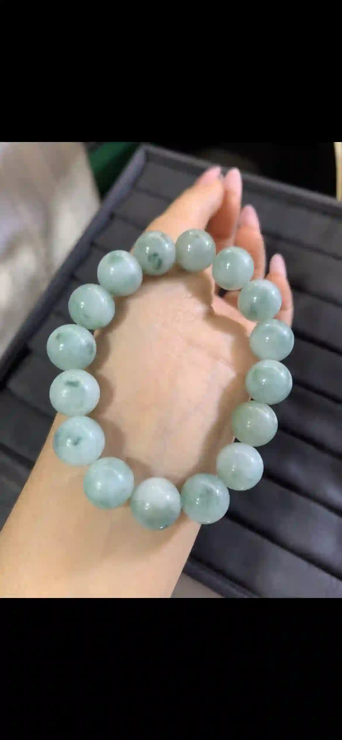  Natural Icy Floating Green Jadeite Bead Bracelet | Myanmar Jadeite reference #6990003