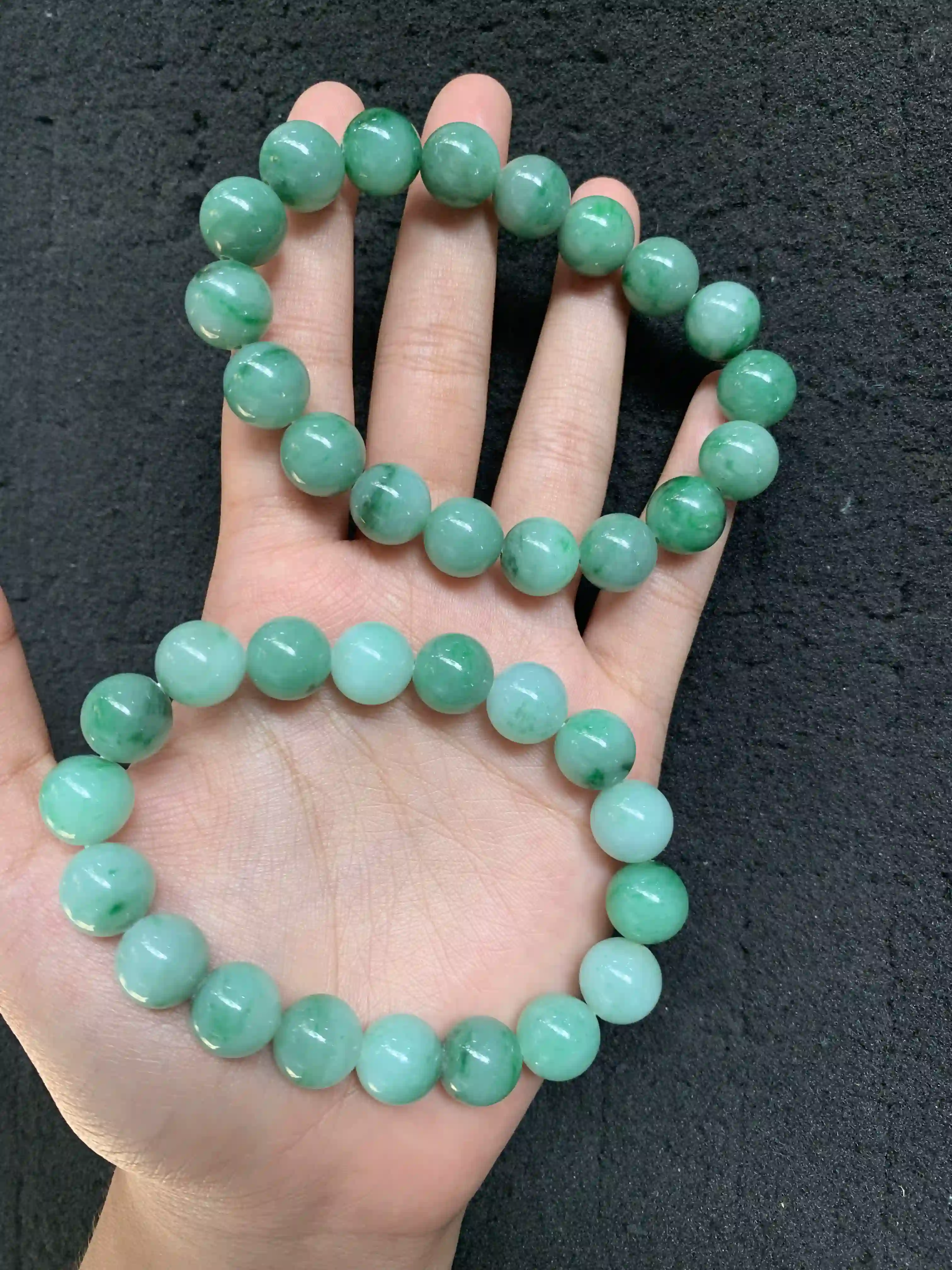 Natural Green Jade Bead Bracelet | Myanmar Jadeite reference #1860002