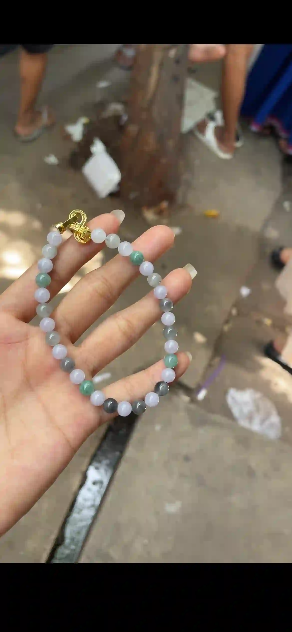 Multicolor Gradient Jade Bead Bracelet with Gold Lock Clasp | Myanmar Jadeite reference #18690001