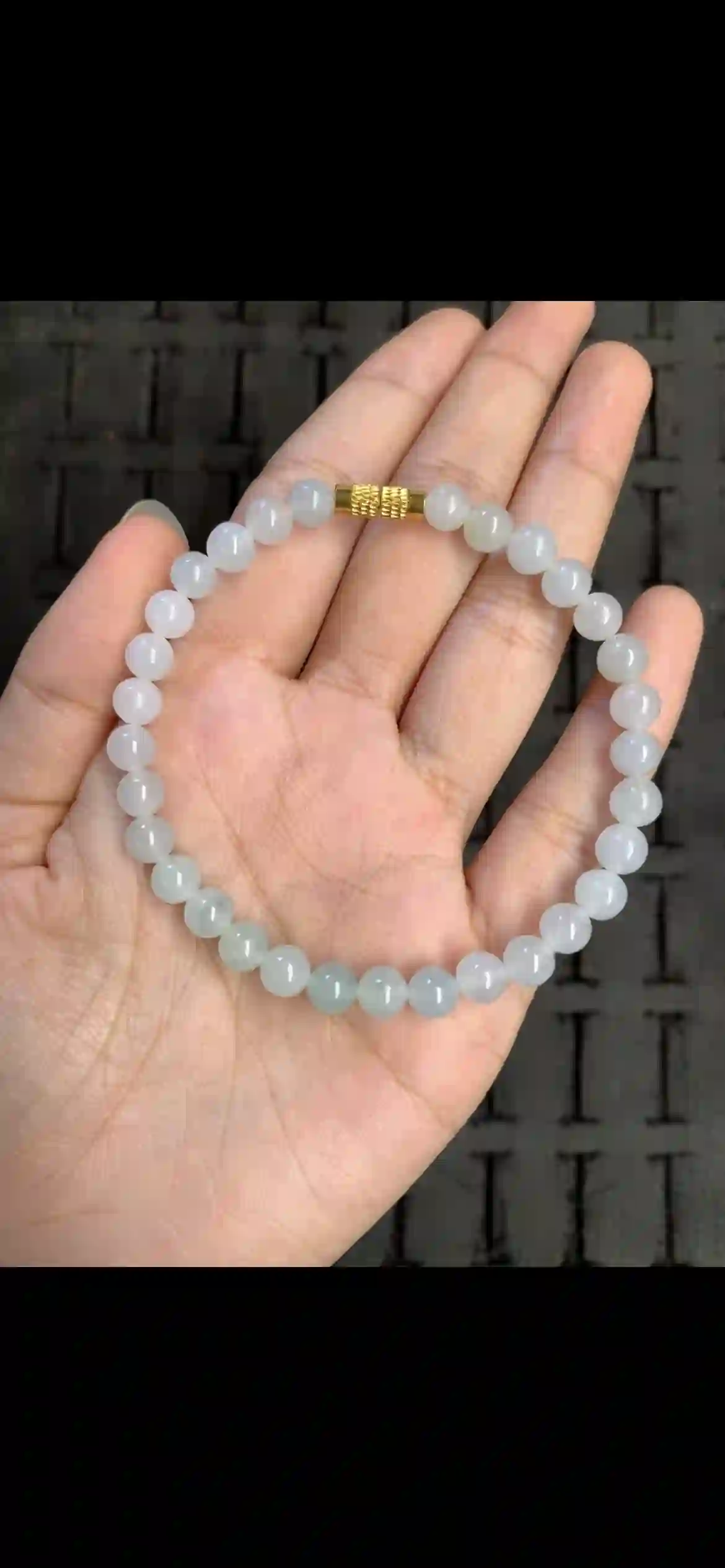 Icy Pale Blue Jadeite Single Strand Bracelet | Myanmar Jadeite reference #13740001