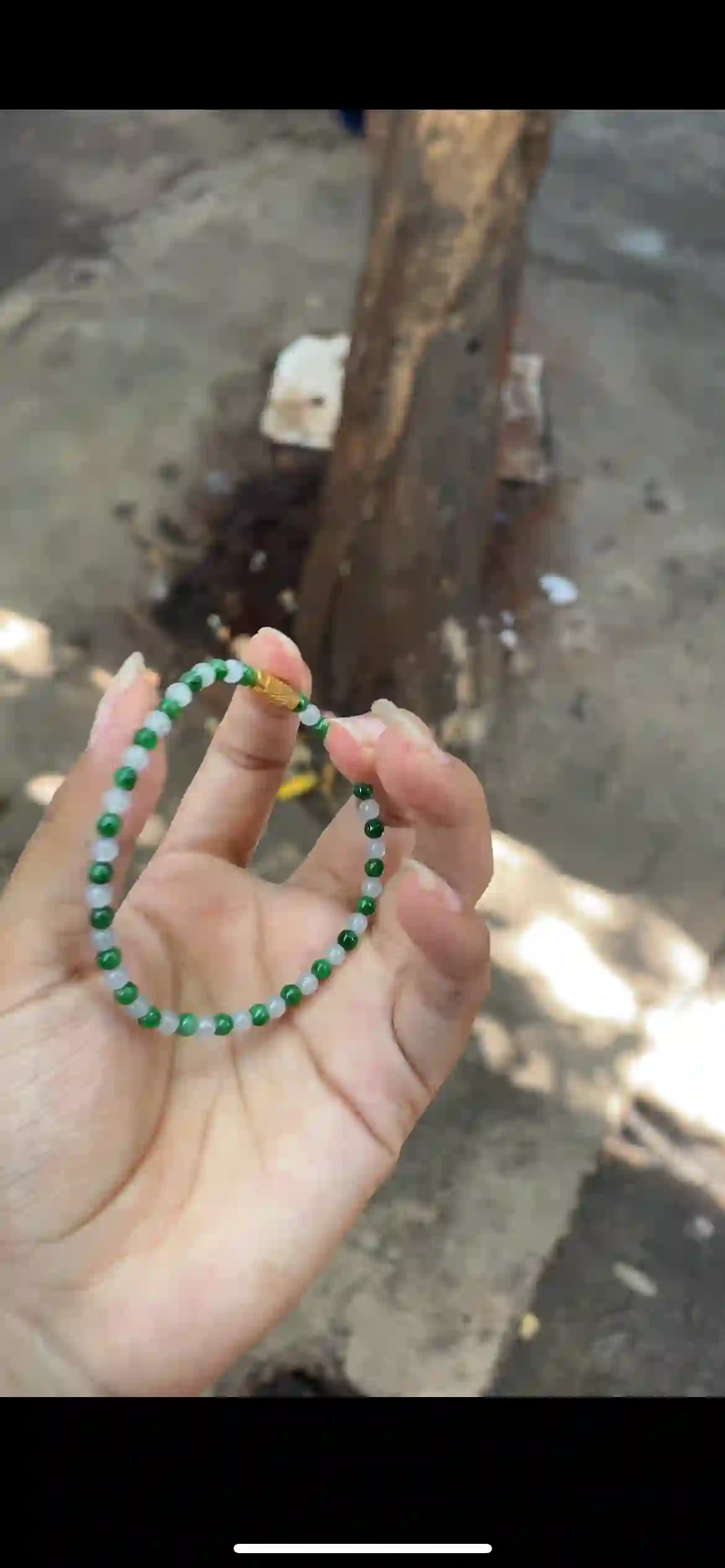 Alternating Green & Clear Beaded Bracelet with Gold Accent | Myanmar Jadeite reference #24540001