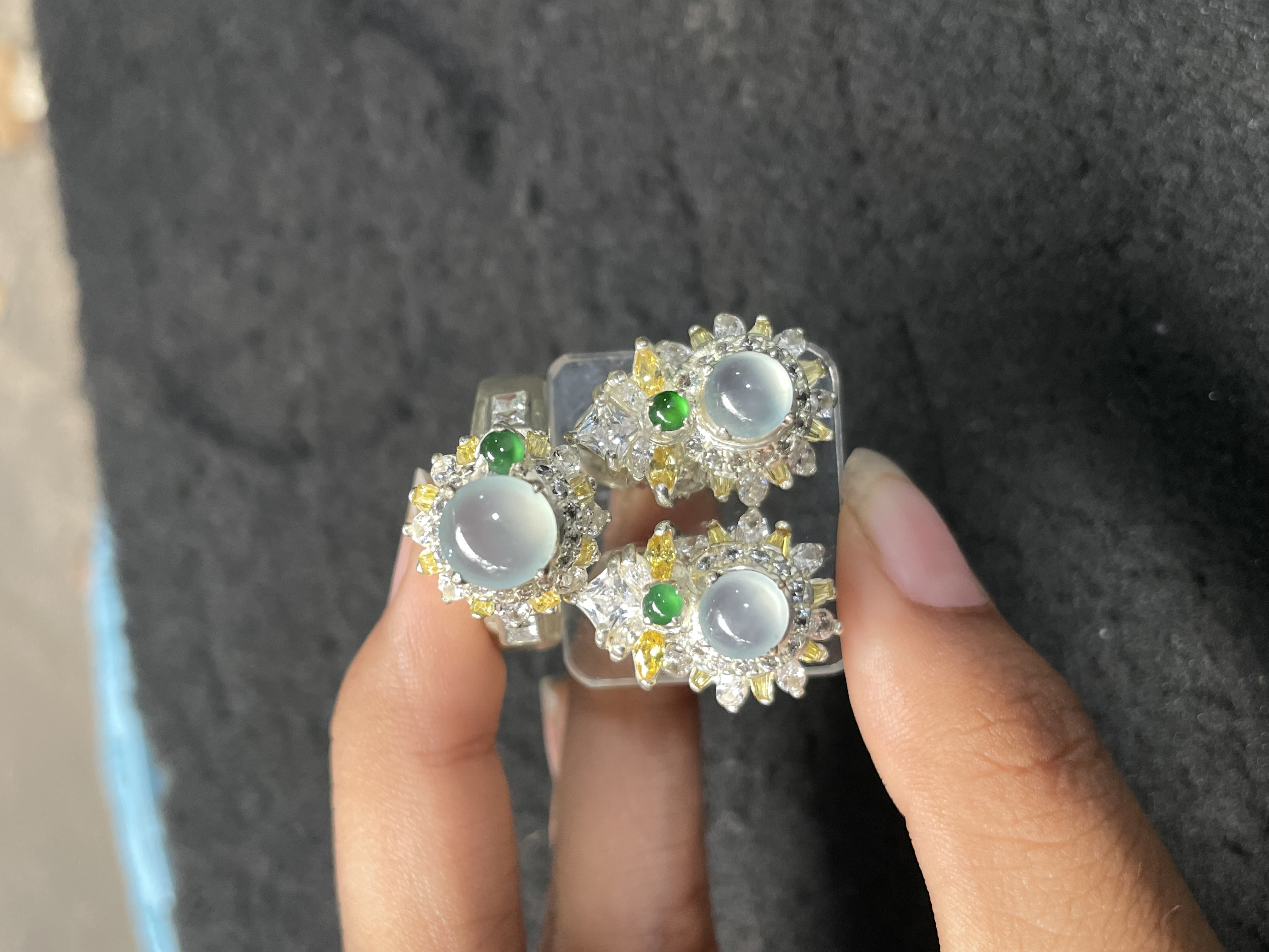 Translucent Jade Jewelry Set with Green Accents