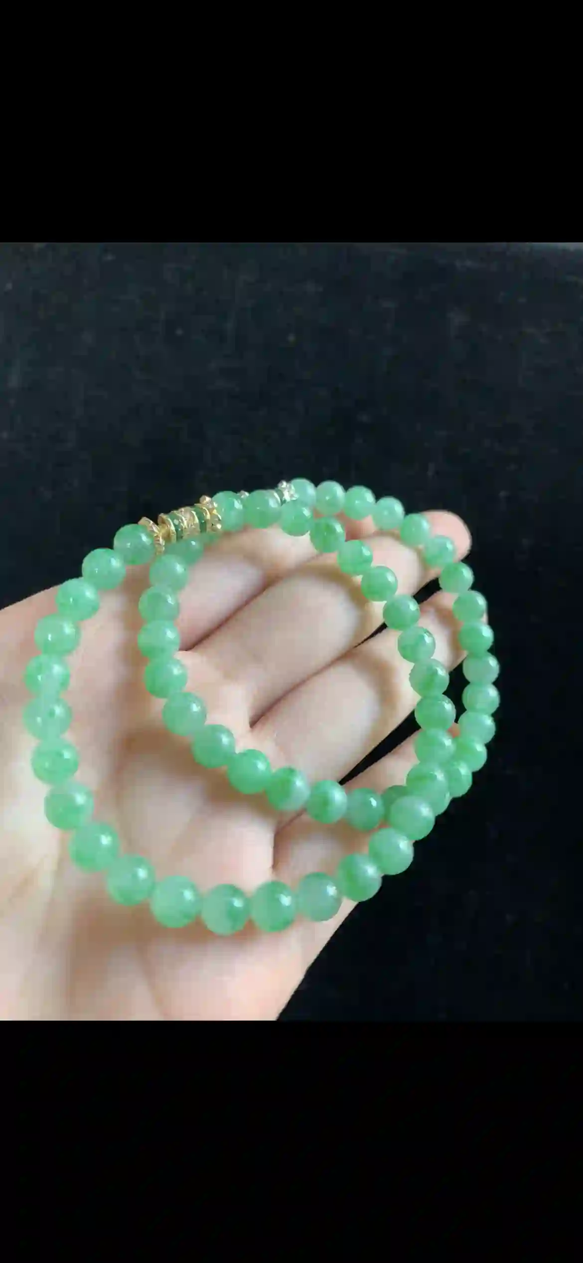 Delicate Floral Green Double-Strand Jade Bracelet | Myanmar Jadeite reference #35400001