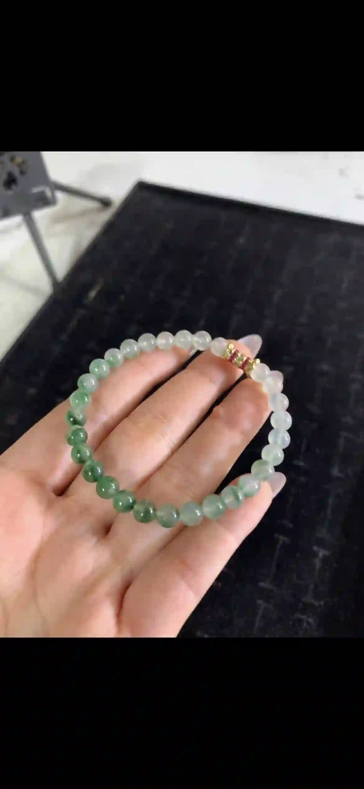 Gradient Floating Green Jade Beaded Bracelet with Gold & Pink Gem Accent | Myanmar Jadeite reference #23280001