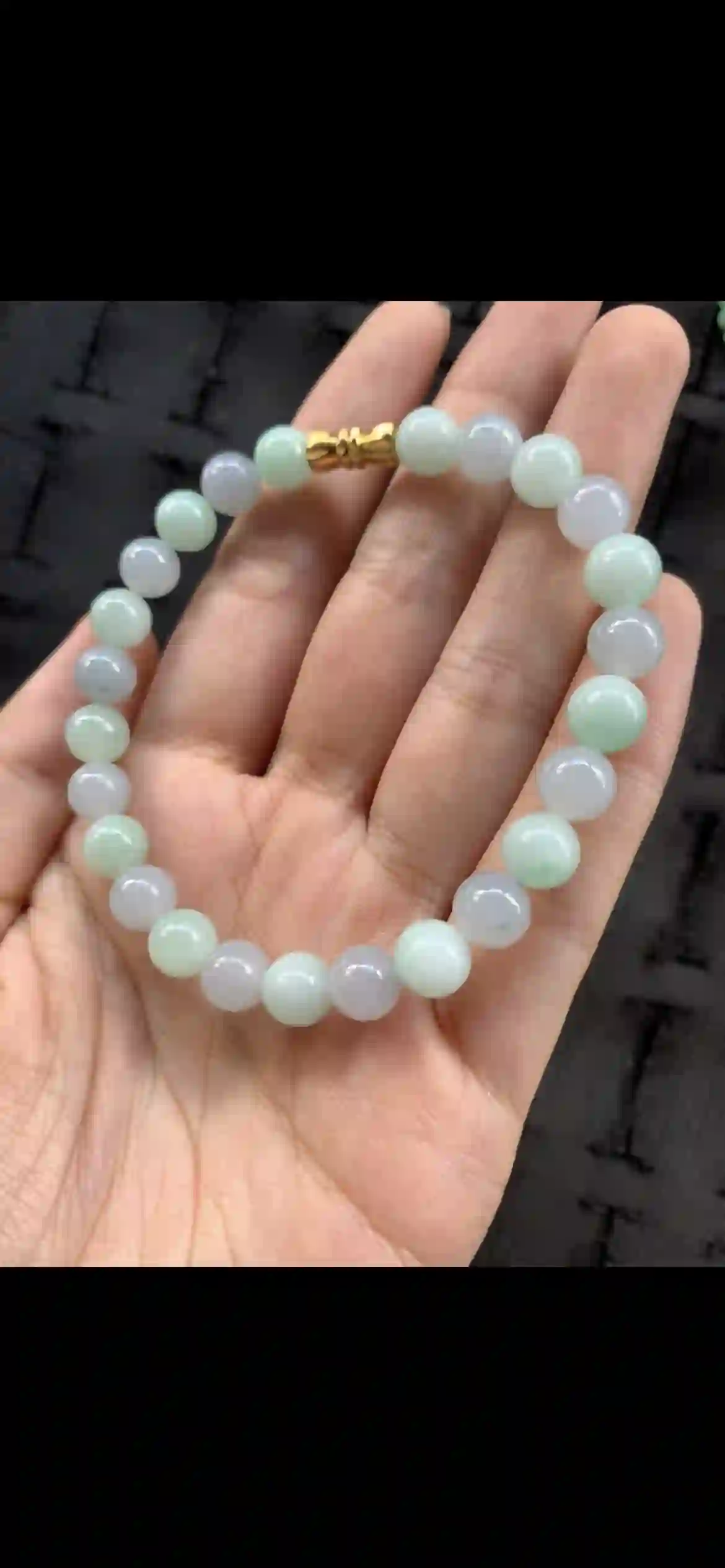 Pale Lavender & Mint Green Jade Bead Bracelet with Gold Clasp | Myanmar Jadeite reference #21690001