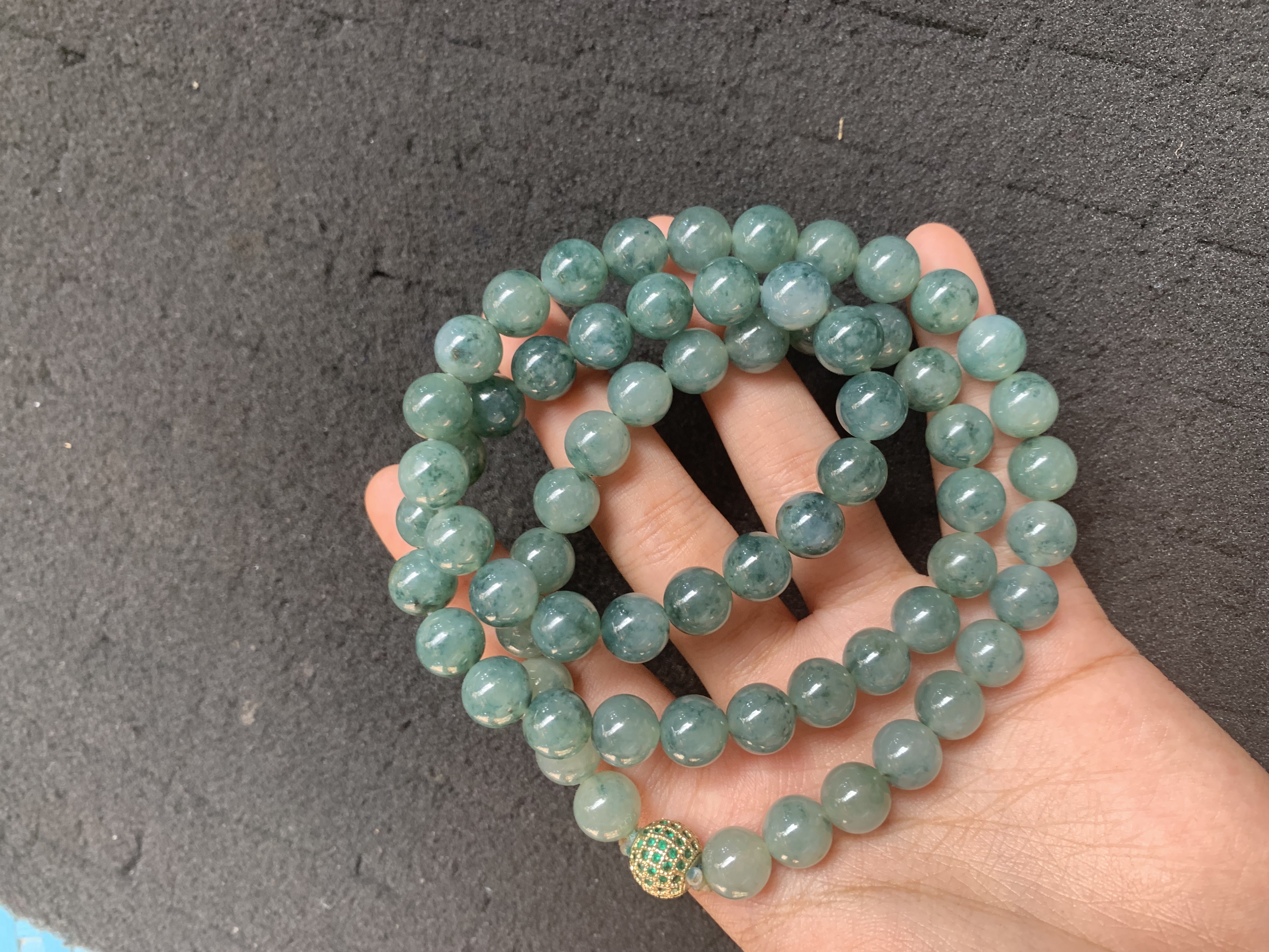 Dark Green Moss-in-Snow Jadeite Beaded Bracelet