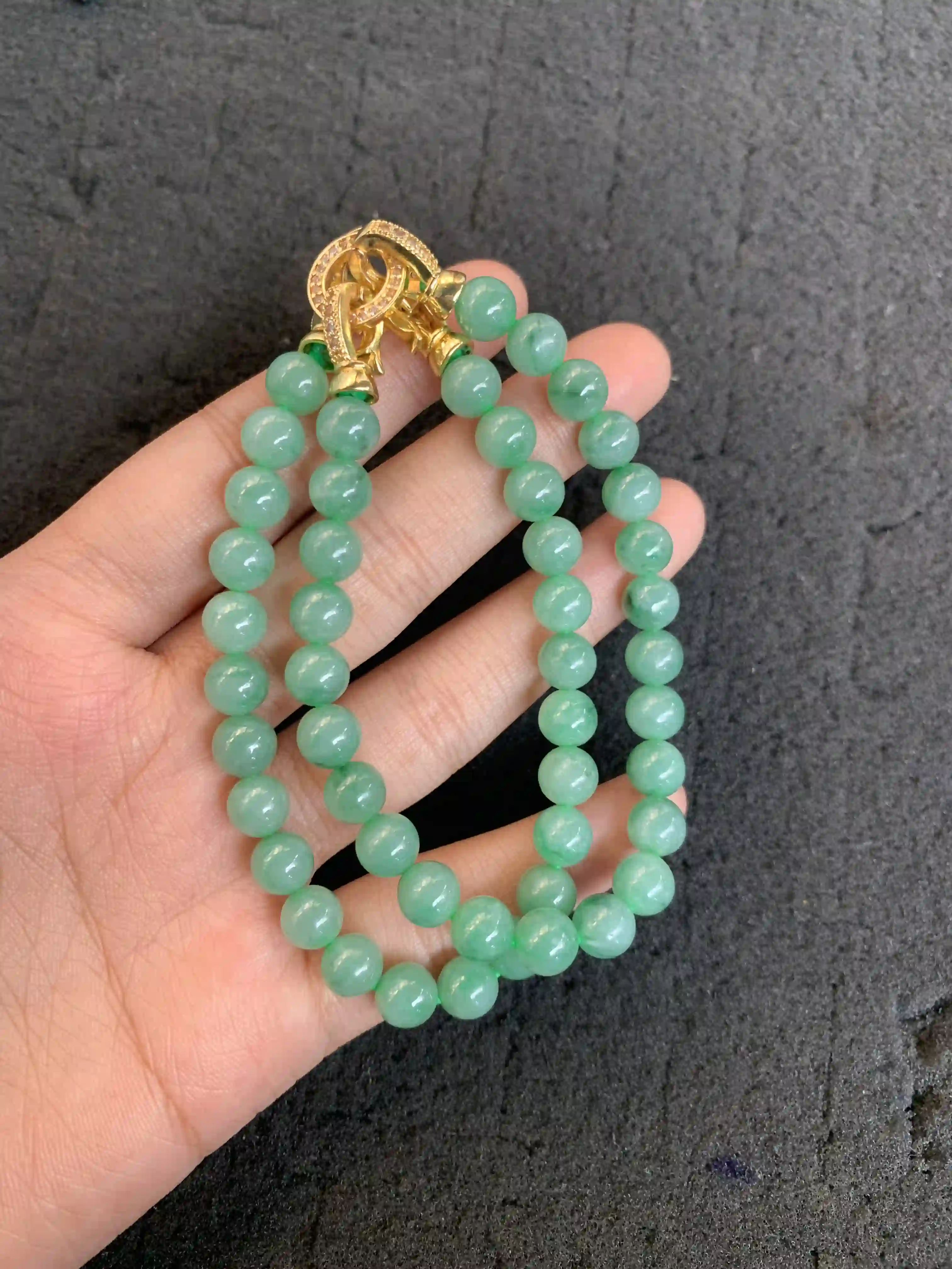 Lush Green Jadeite Beaded Necklace with Embellished Gold Clasp | Myanmar Jadeite reference #1470002