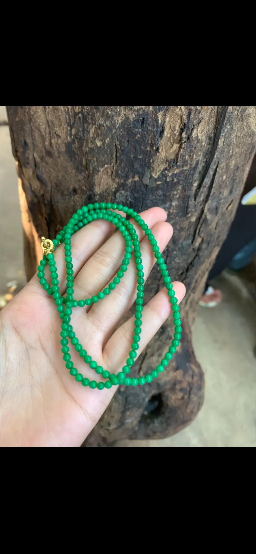 Natural High-Translucency Ice Variety Saturated Imperial Green Jadeite Multi-Strand Bead Necklace / Wrap Bracelet Set with Gold Clasp | Myanmar Jadeite reference #39450002